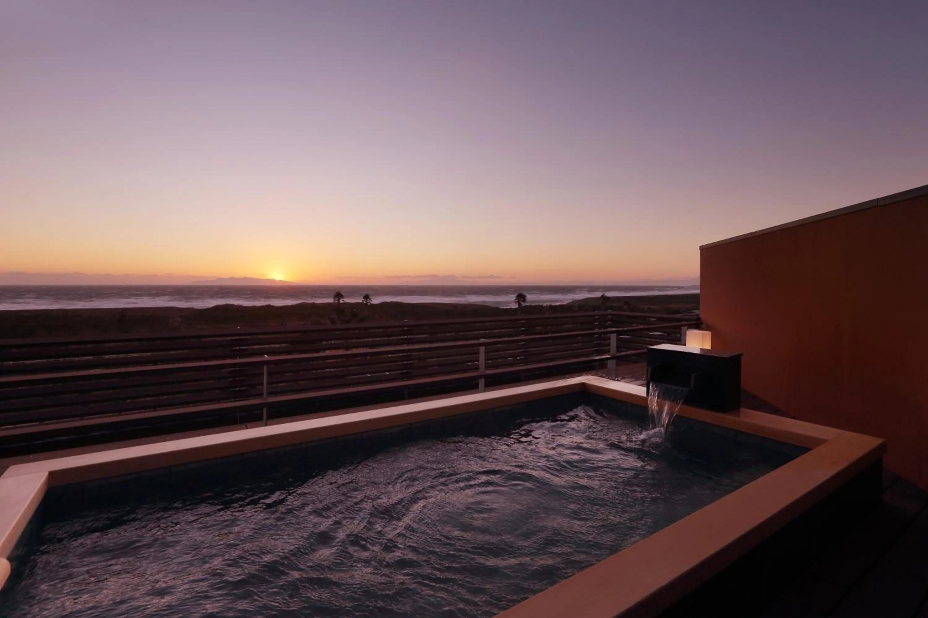 Open Air Bath in Senri no Kaze