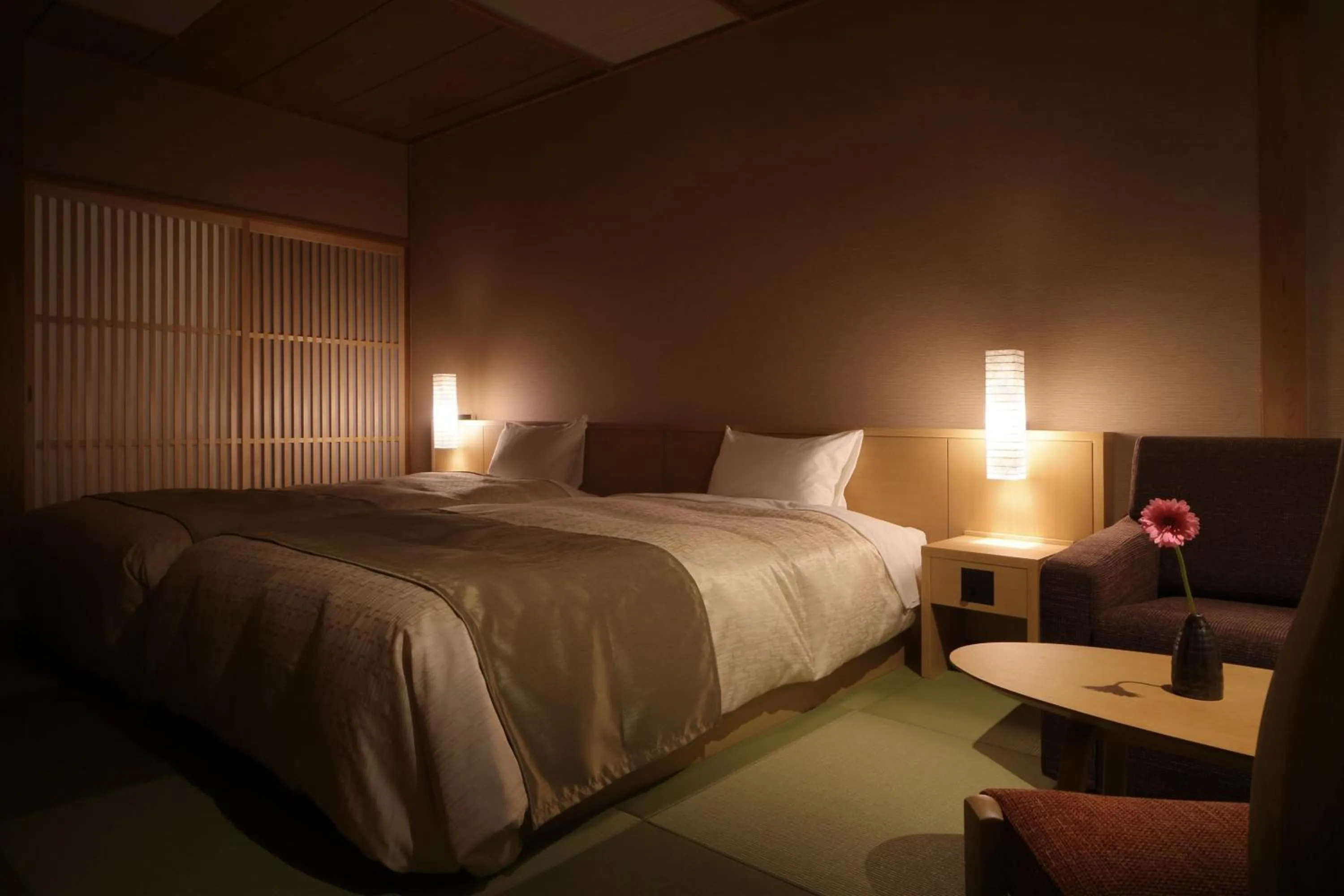Bed in Senri no Kaze