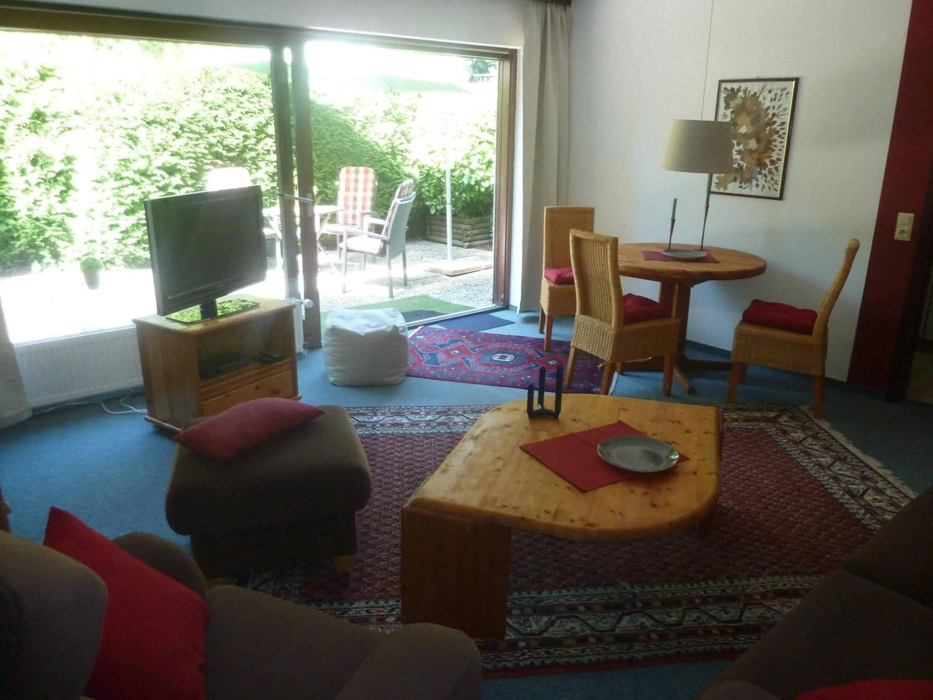 Apartment with Terrace in Residenz Rosenstraße