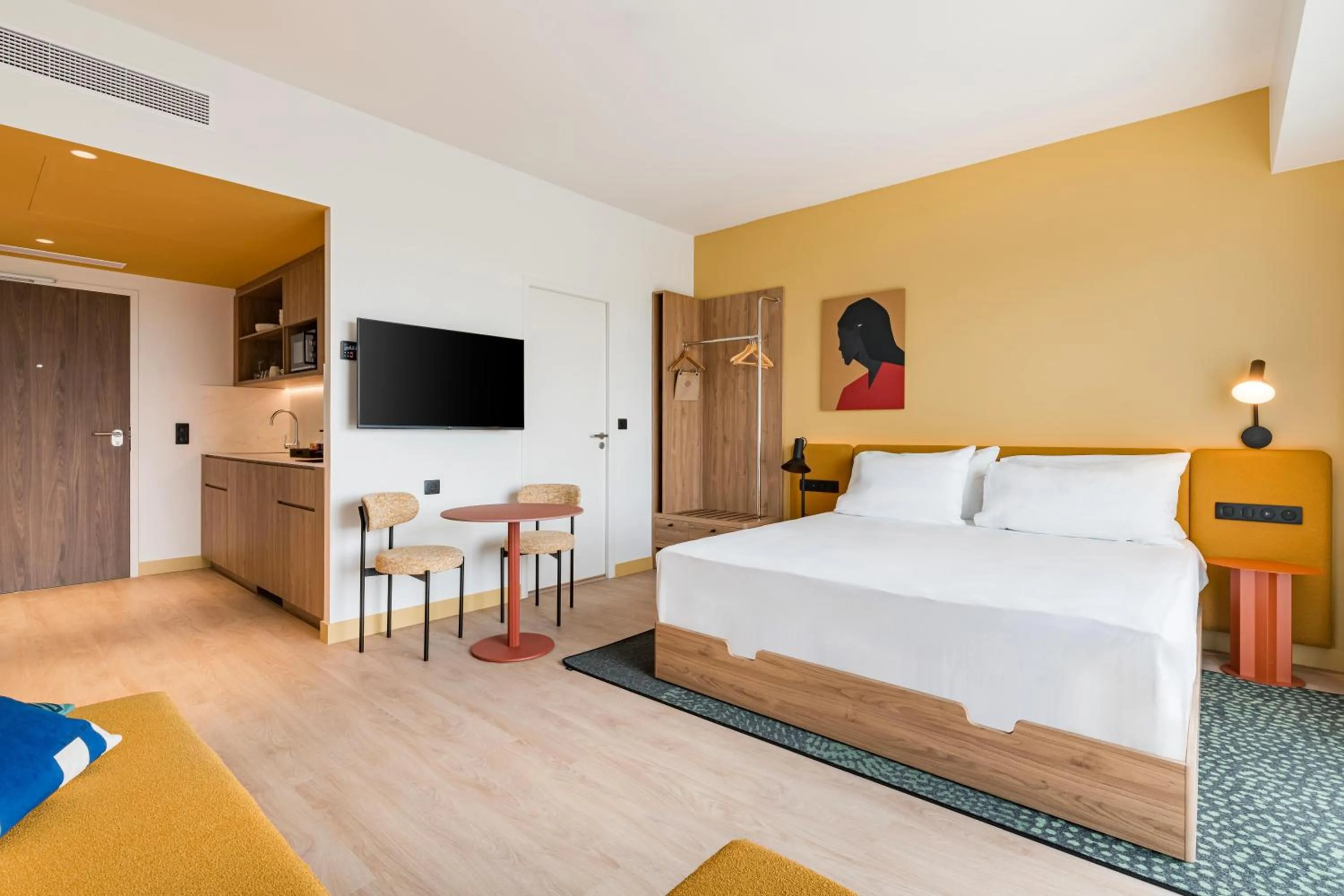 Bed in Hampton by Hilton Bordeaux Merignac Airport
