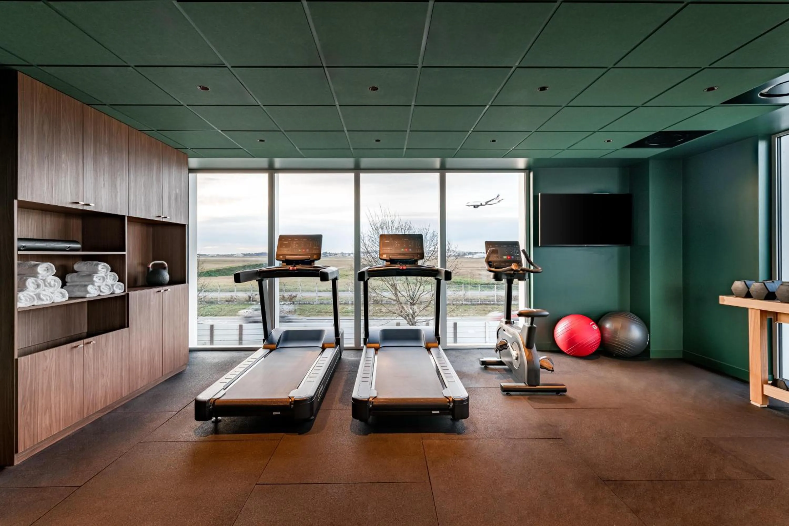 Fitness centre/facilities in Hampton by Hilton Bordeaux Merignac Airport