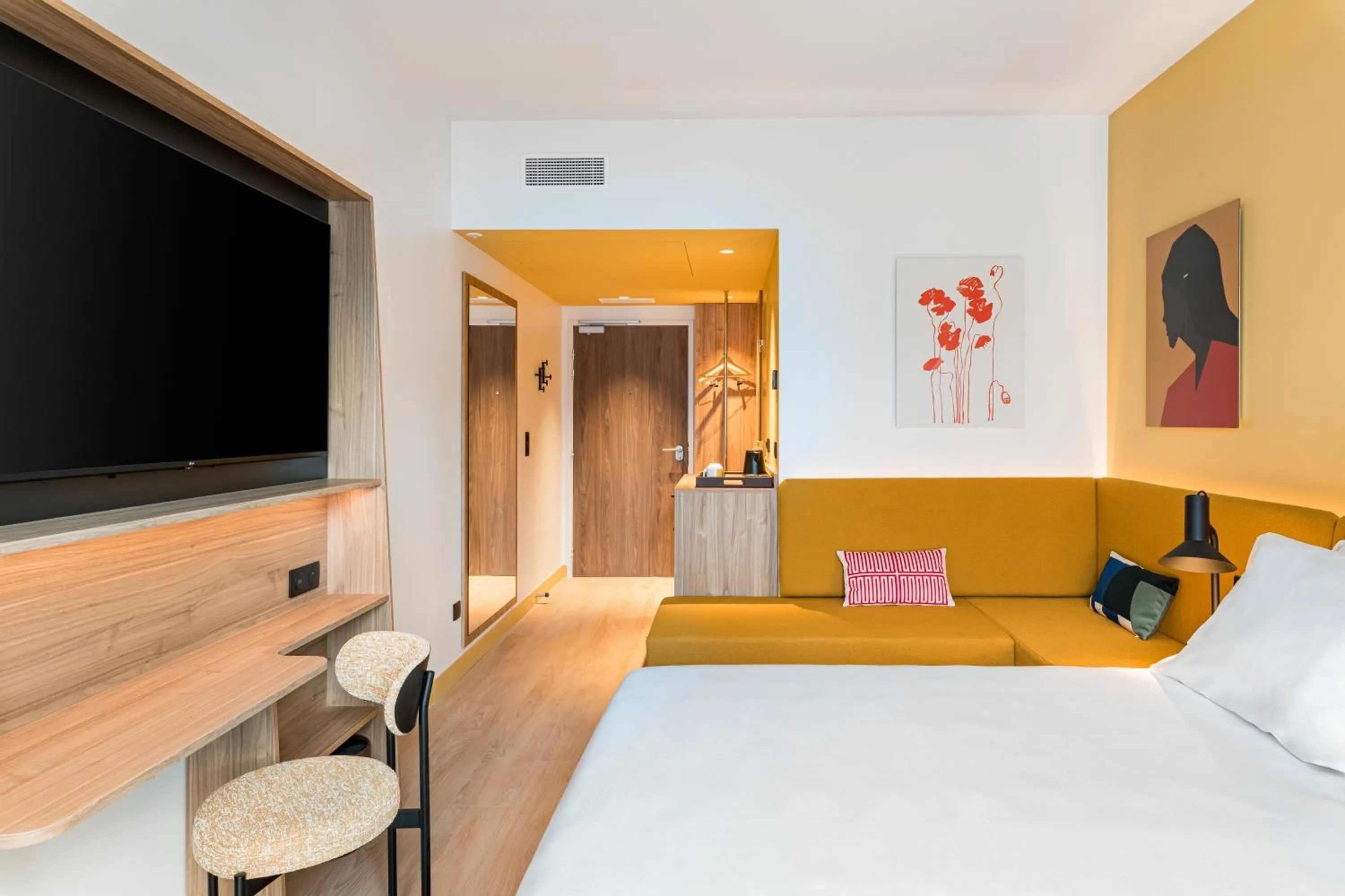 TV and multimedia, Bed in Hampton by Hilton Bordeaux Merignac Airport