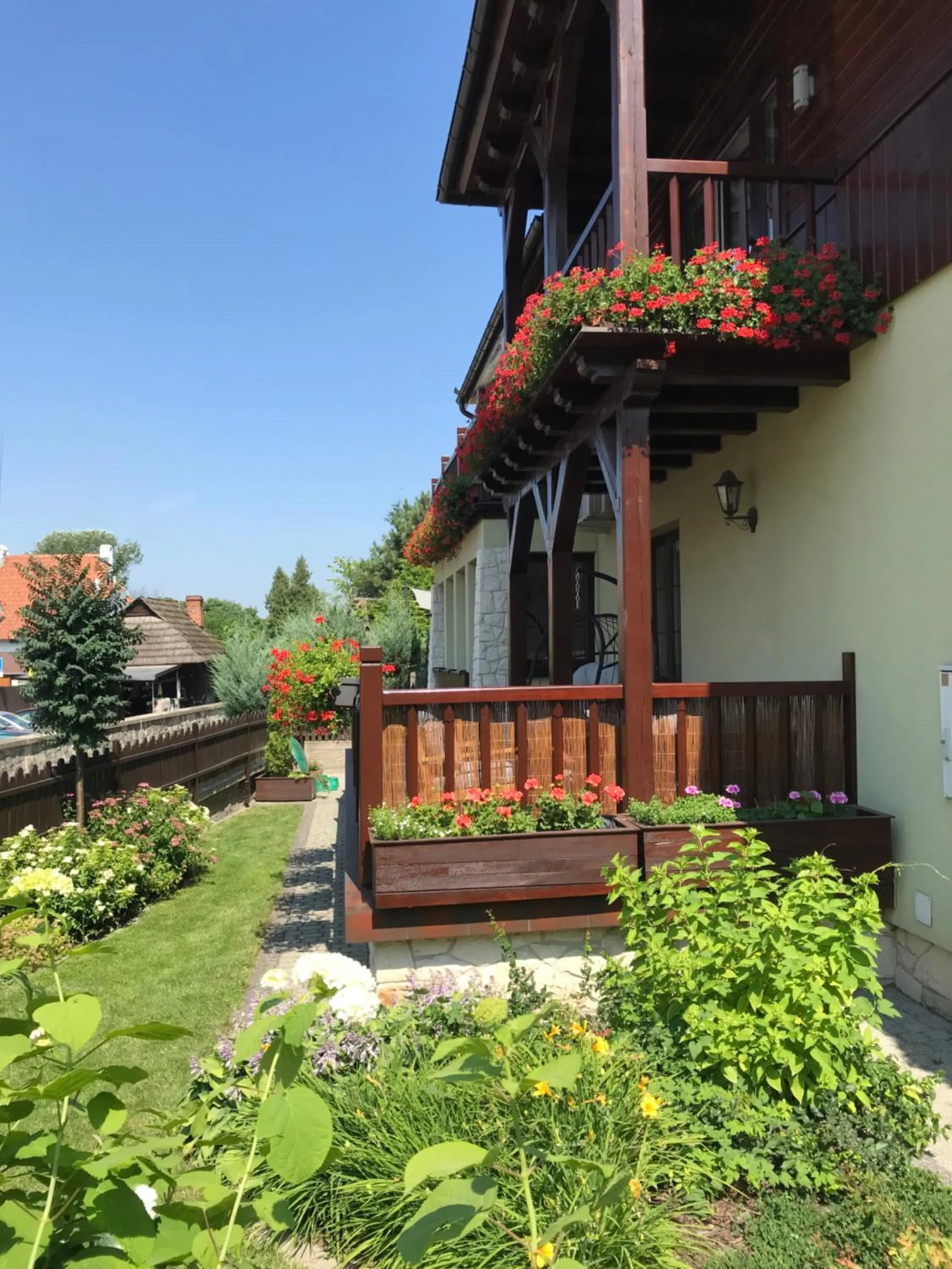APARTAMENTY TUŹNIKOWIE