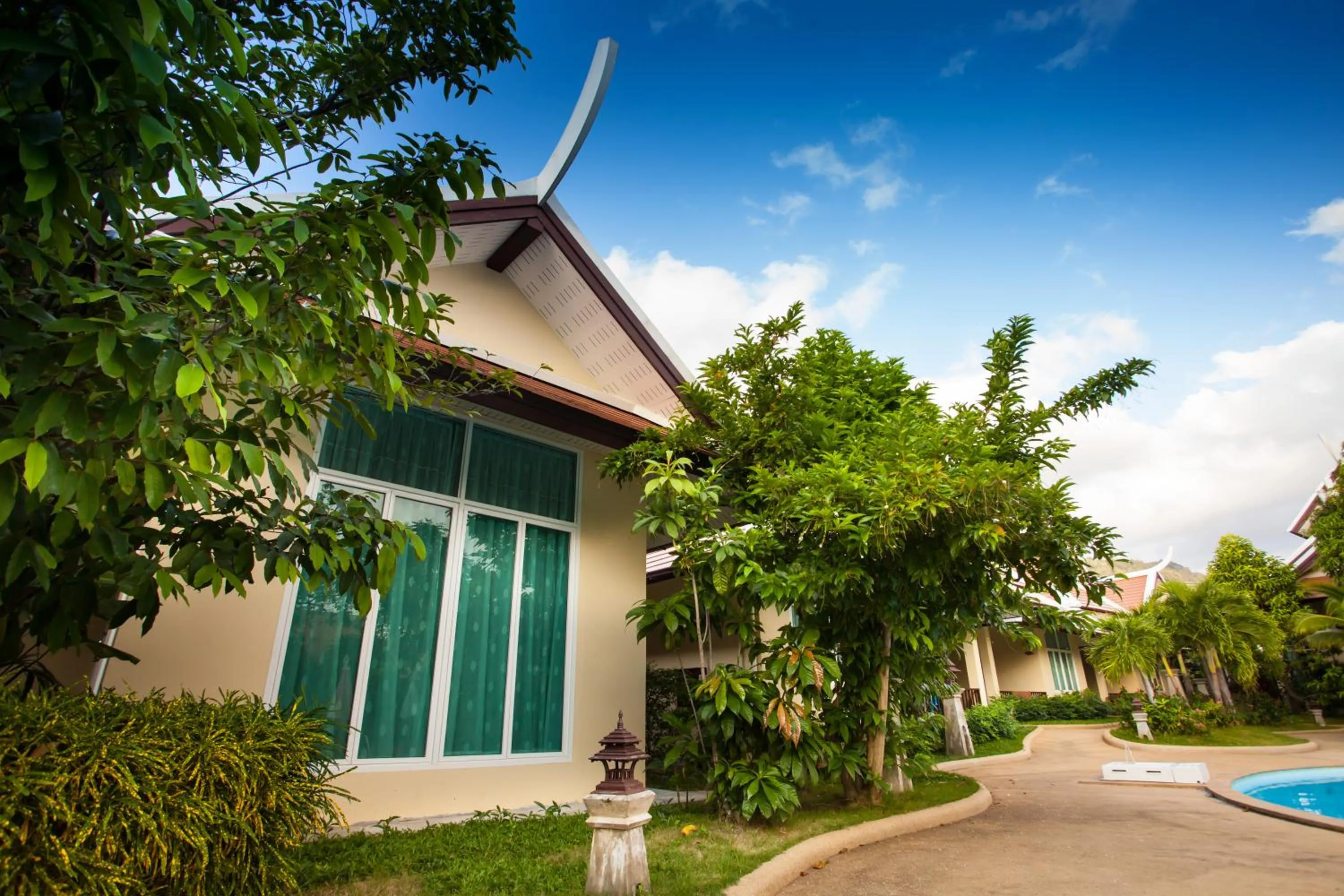 Garden view in Pattra Vill Resort