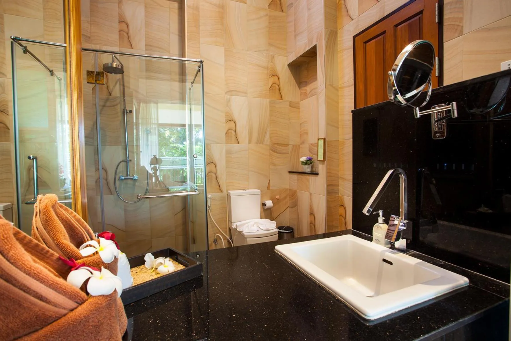 Toilet in Pattra Vill Resort