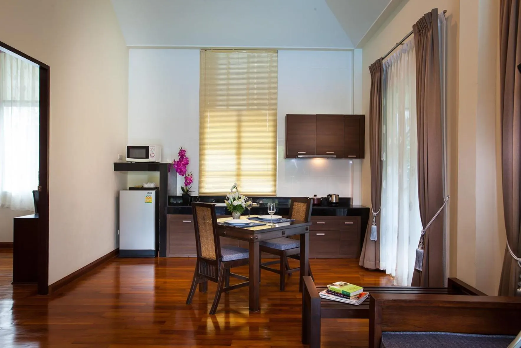 Kitchen or kitchenette in Pattra Vill Resort