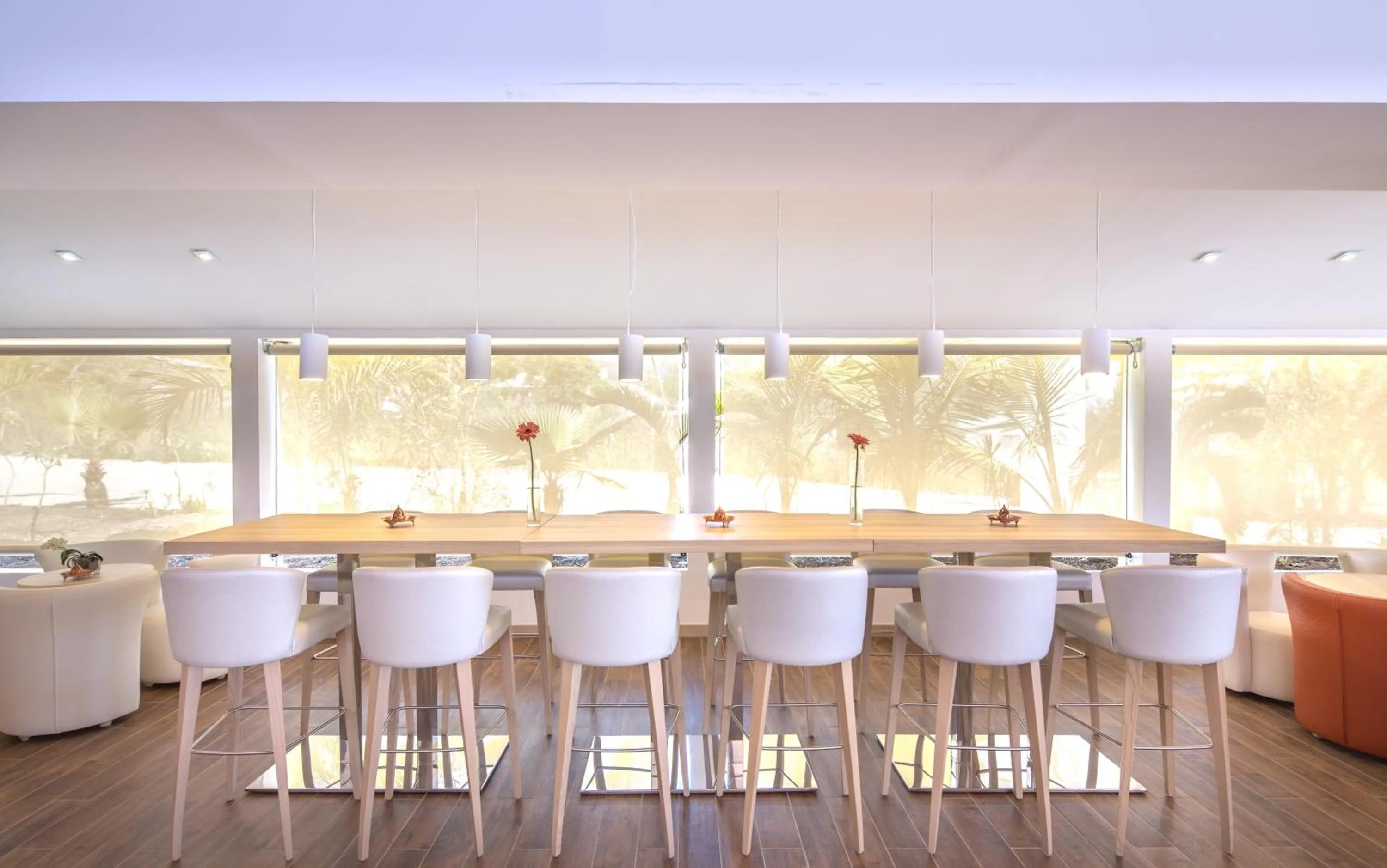 Restaurant/places to eat in Akoya Hotel & Spa