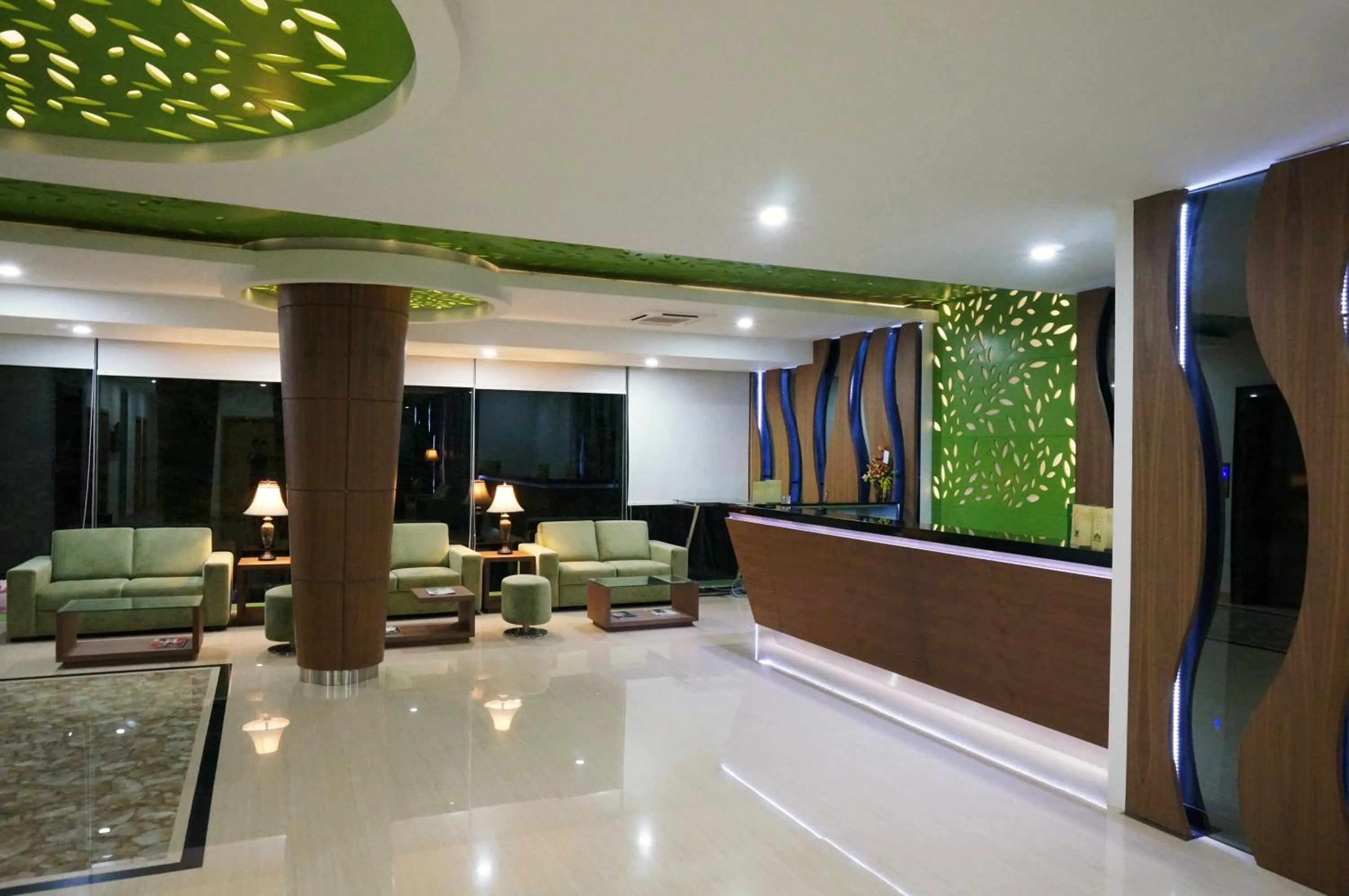 Lobby or reception in Green Eden Hotel