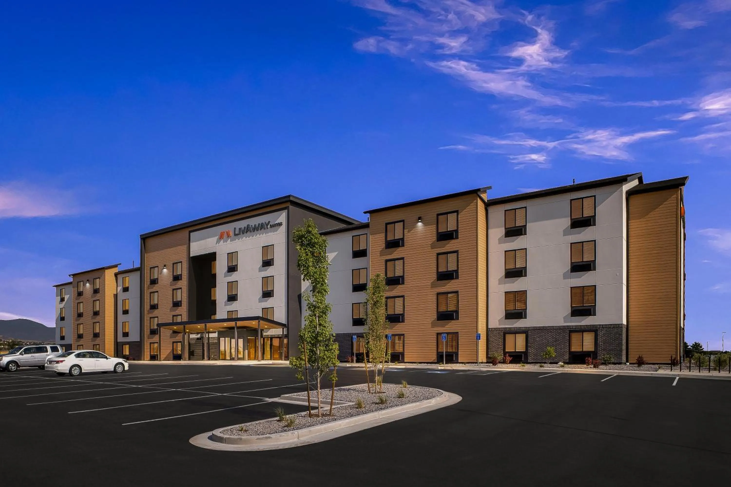 LivAway Suites Orem-Vineyard