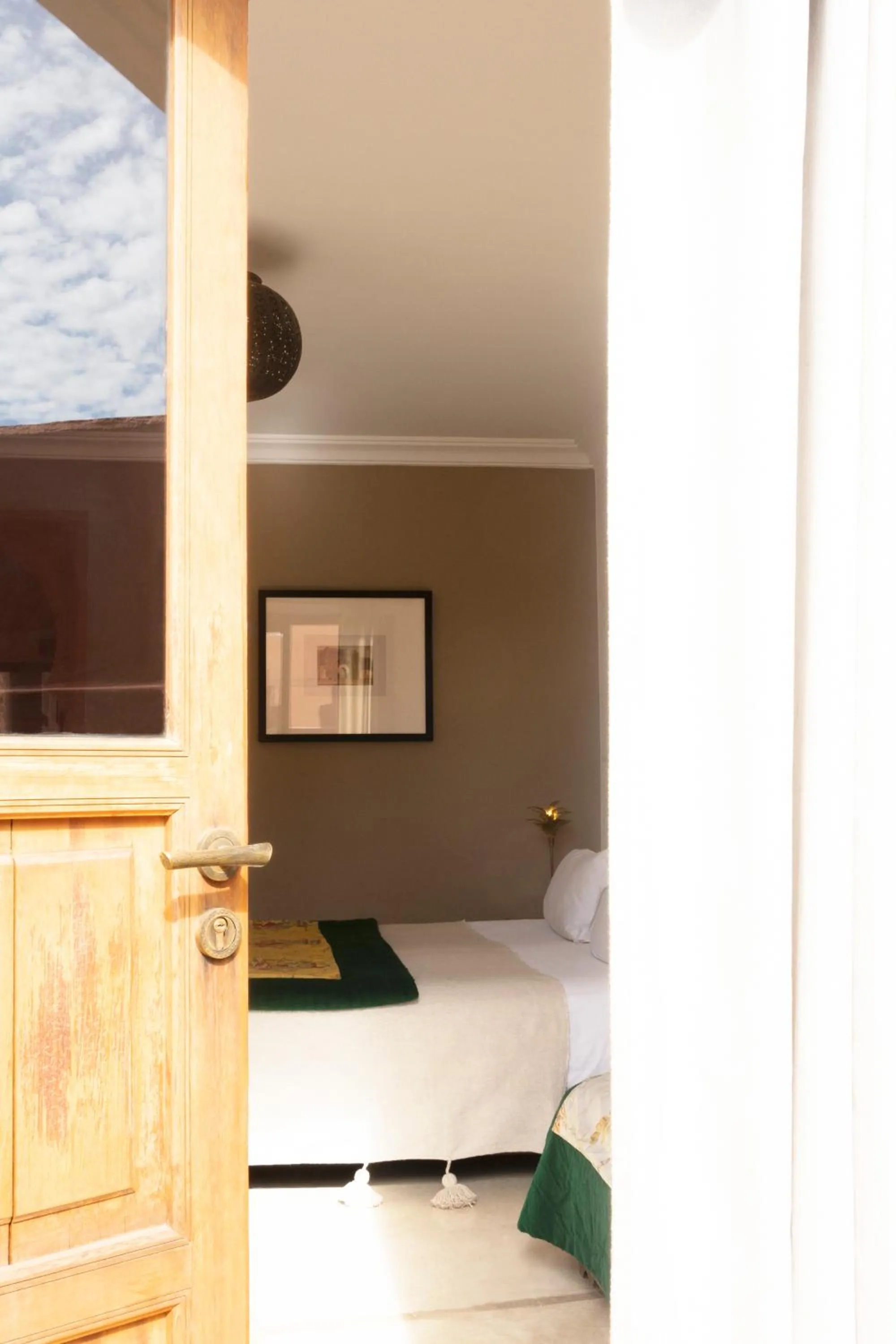 Photo of the whole room, Bed in Riad RK Suites & Spa