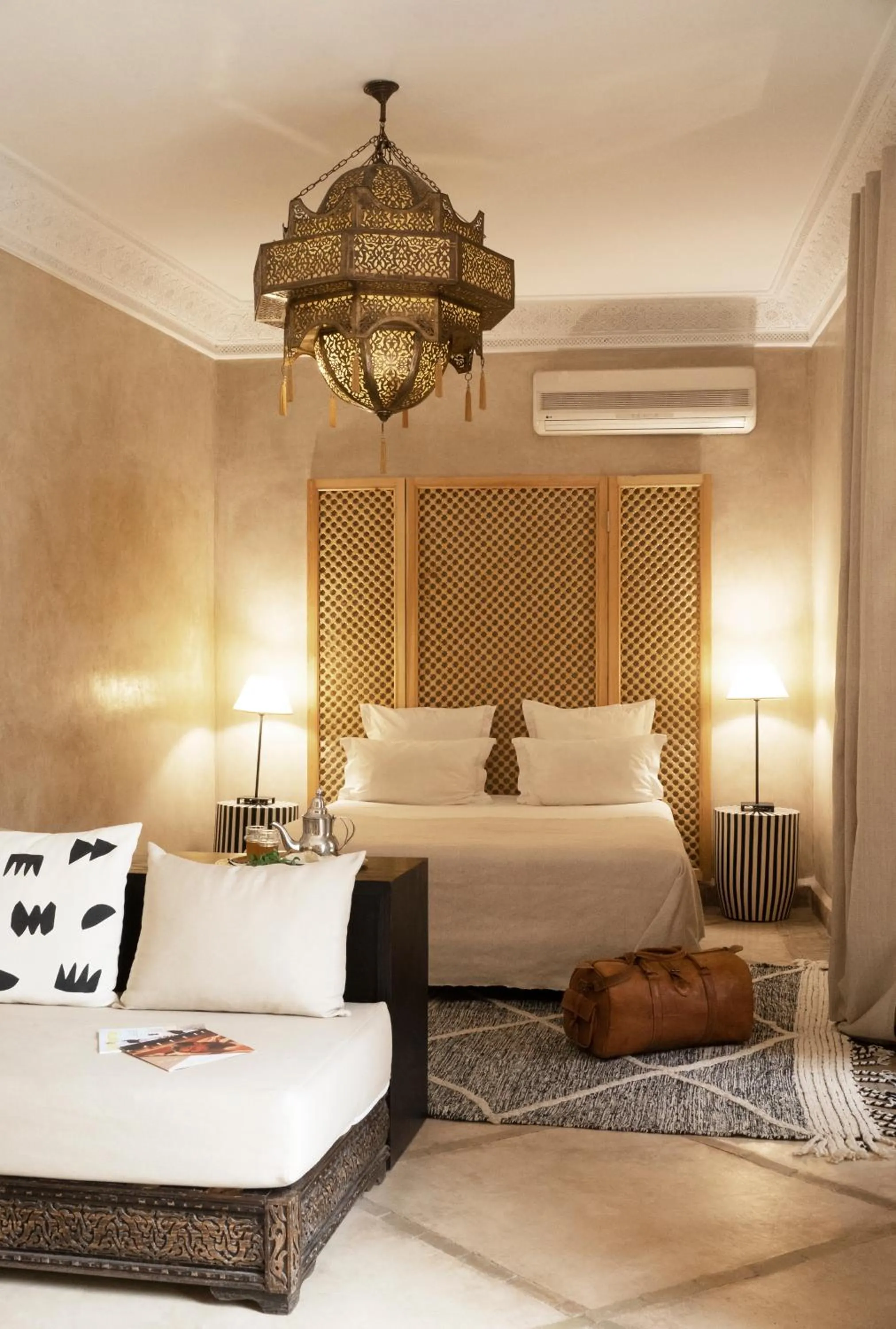 Photo of the whole room, Bed in Riad RK Suites & Spa