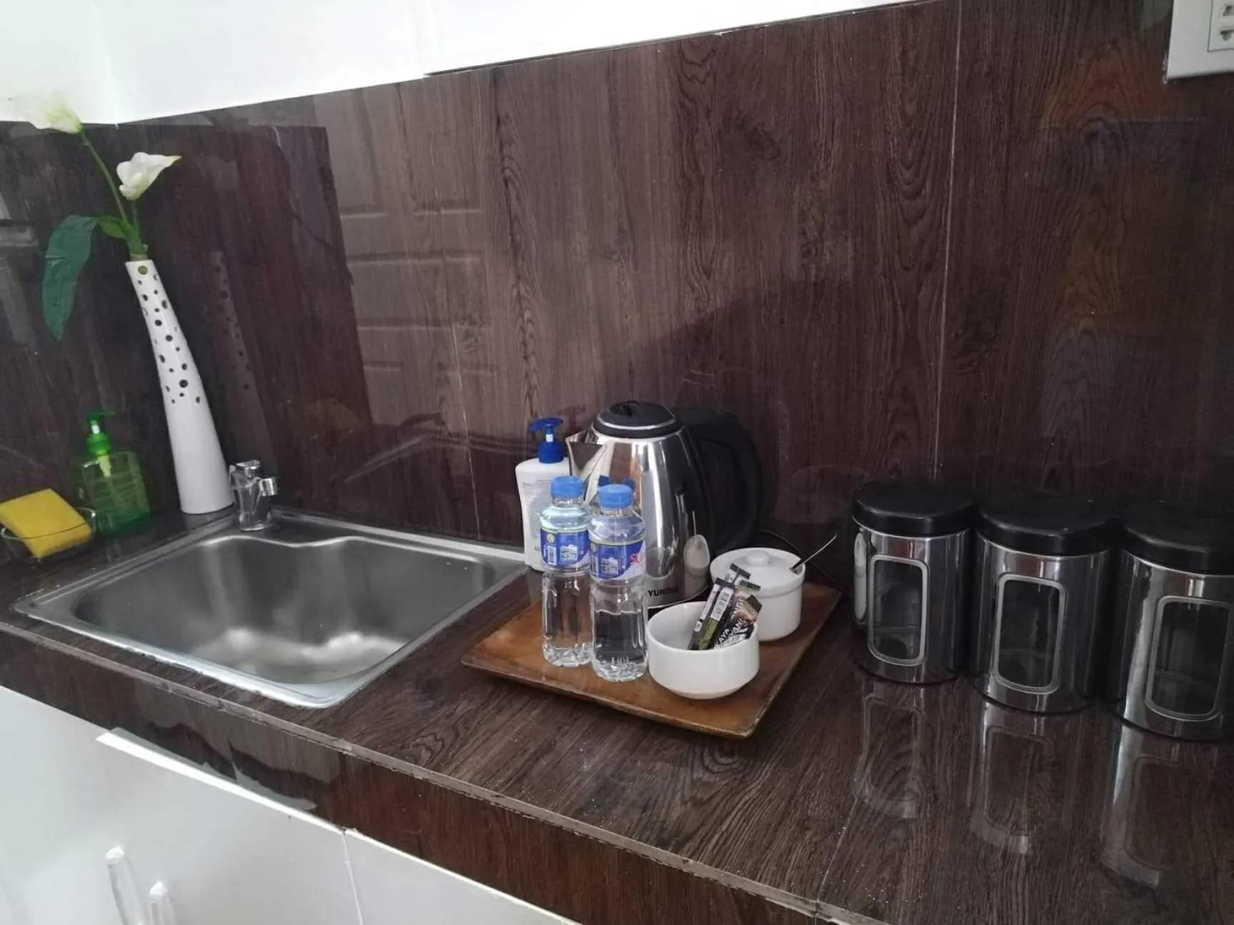Kitchen or kitchenette in Makati Riverside Inn