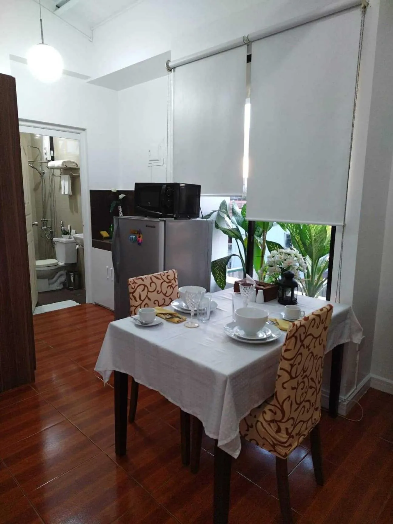 Kitchen or kitchenette in Makati Riverside Inn