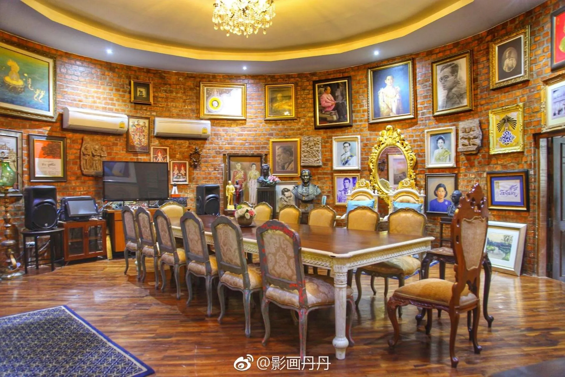 Restaurant/places to eat in Ammata Lanta Resort