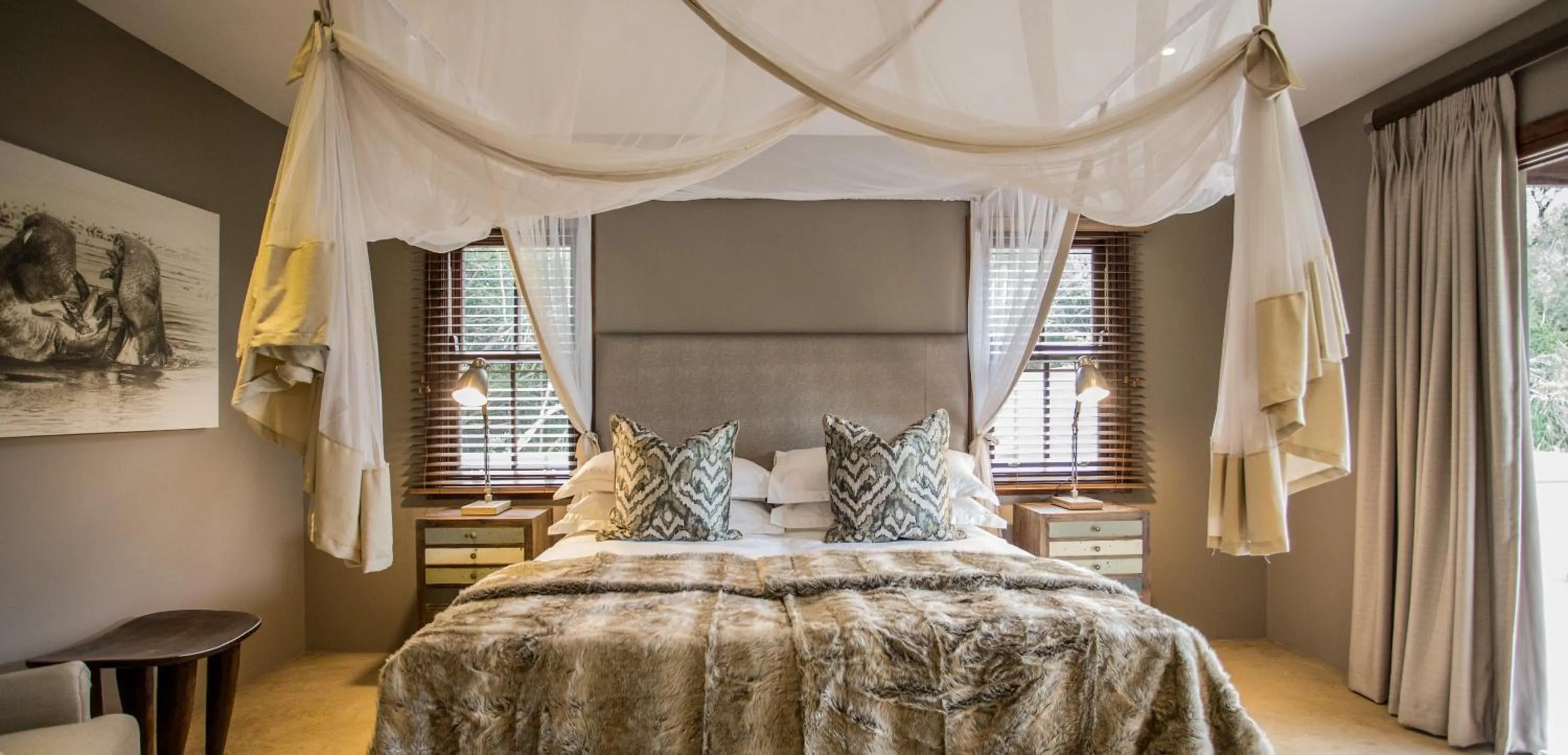 Bedroom, Bed in Botlierskop Bush Villas