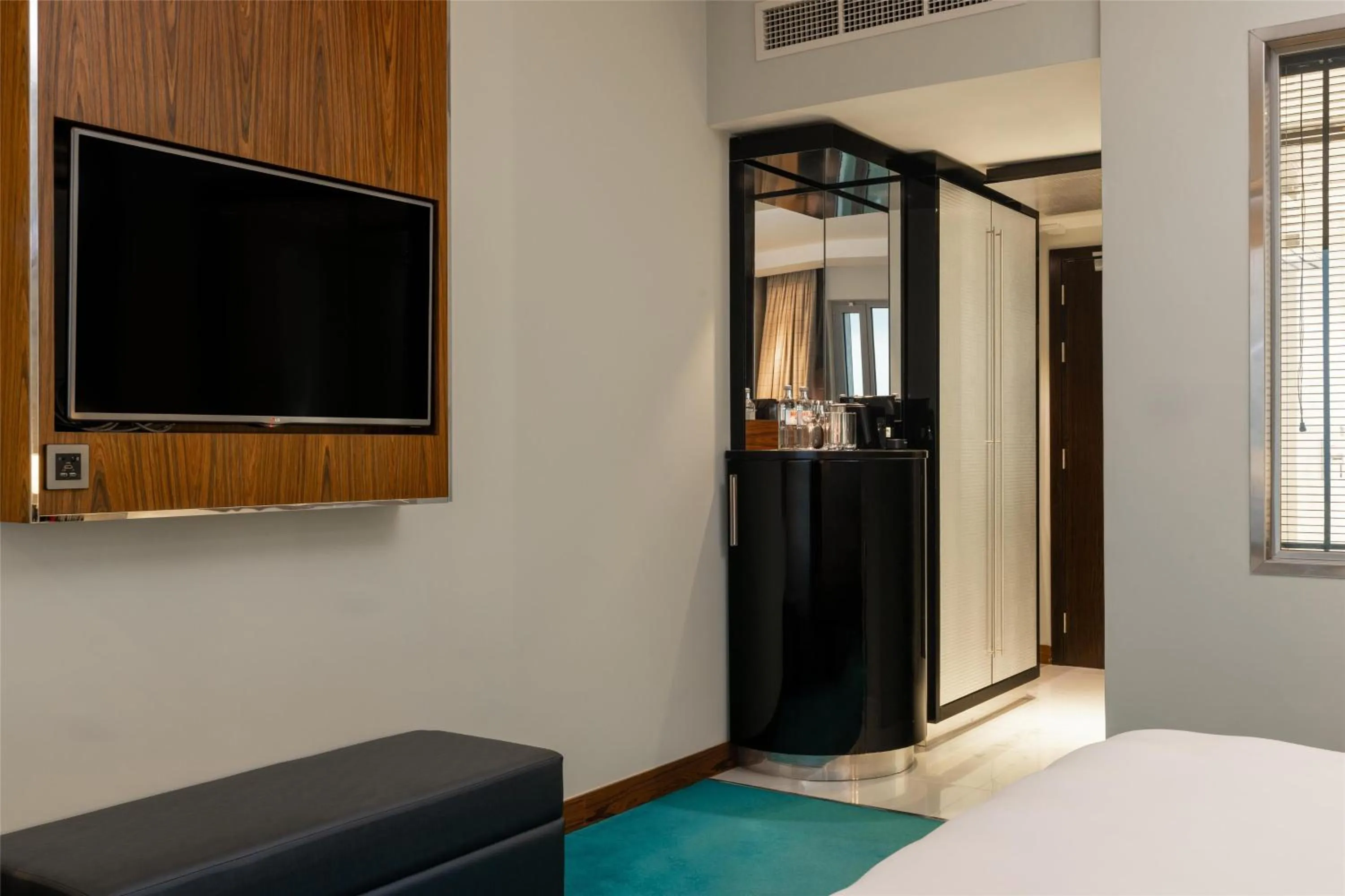 Bedroom, Bed in Radisson Blu Hotel, Nairobi Upper Hill