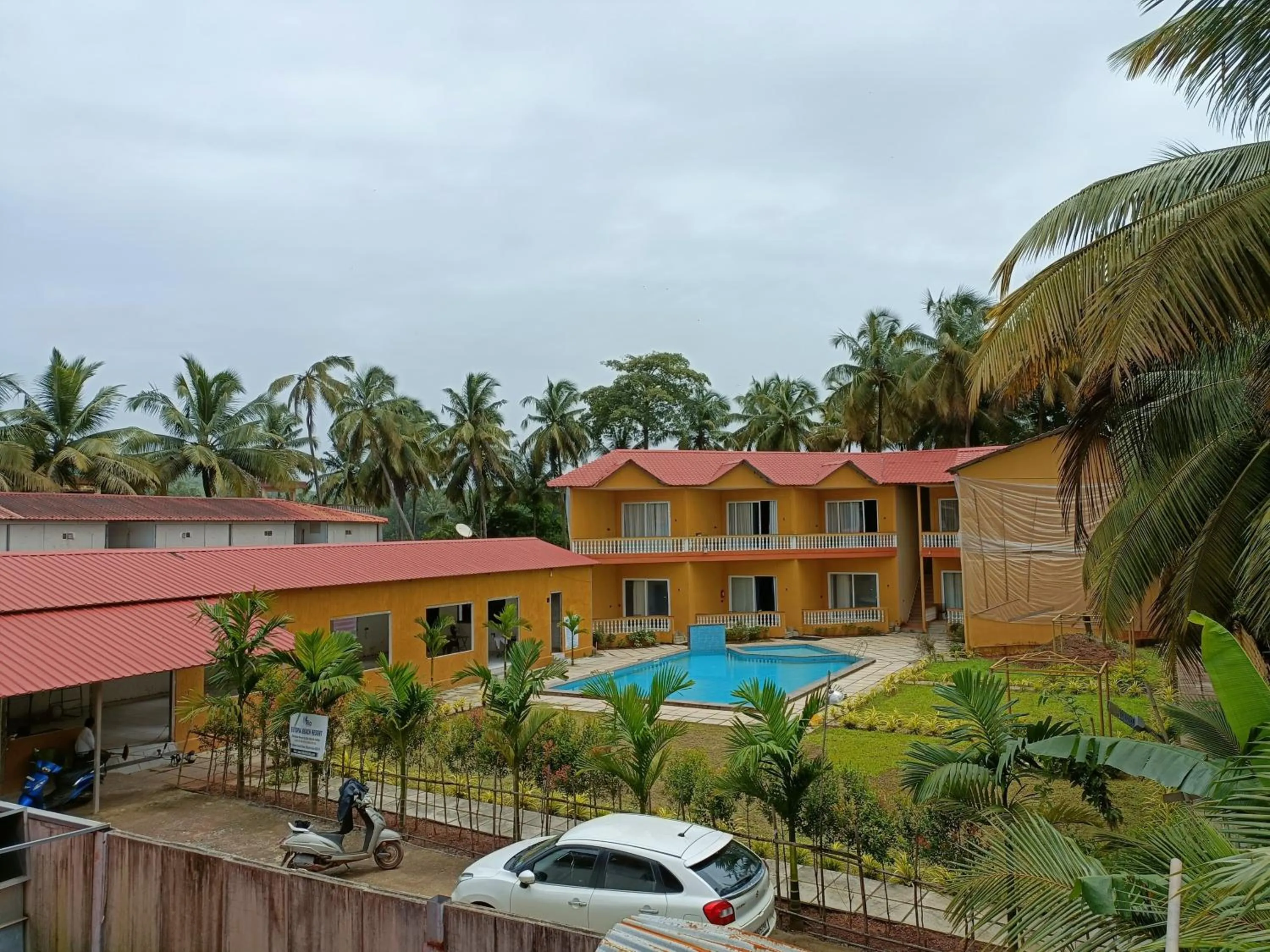 Garden in Eutopia Beach Resort
