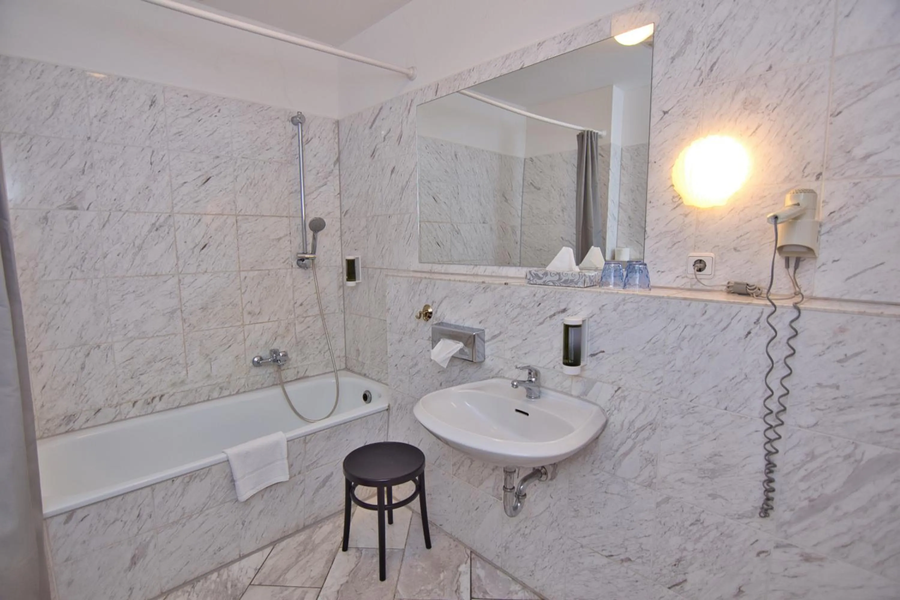 Double Room in Hotel Sächsischer Hof in Scheibenberg
