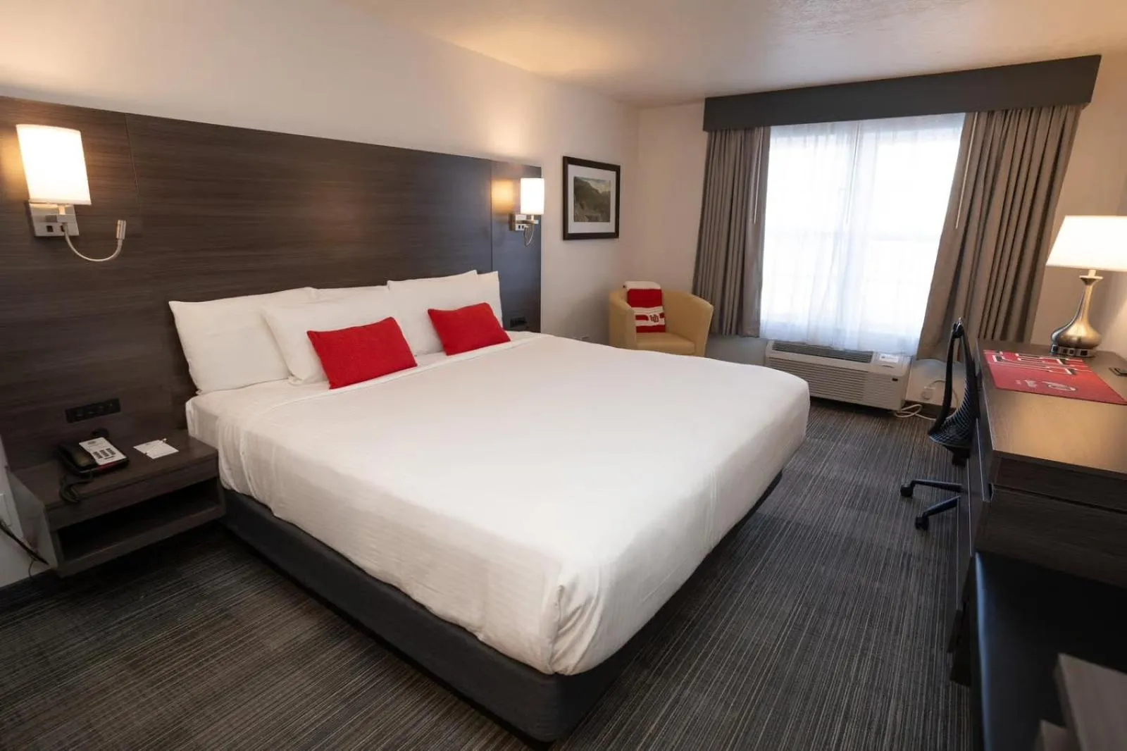King Room in University Guest House and Conference Center