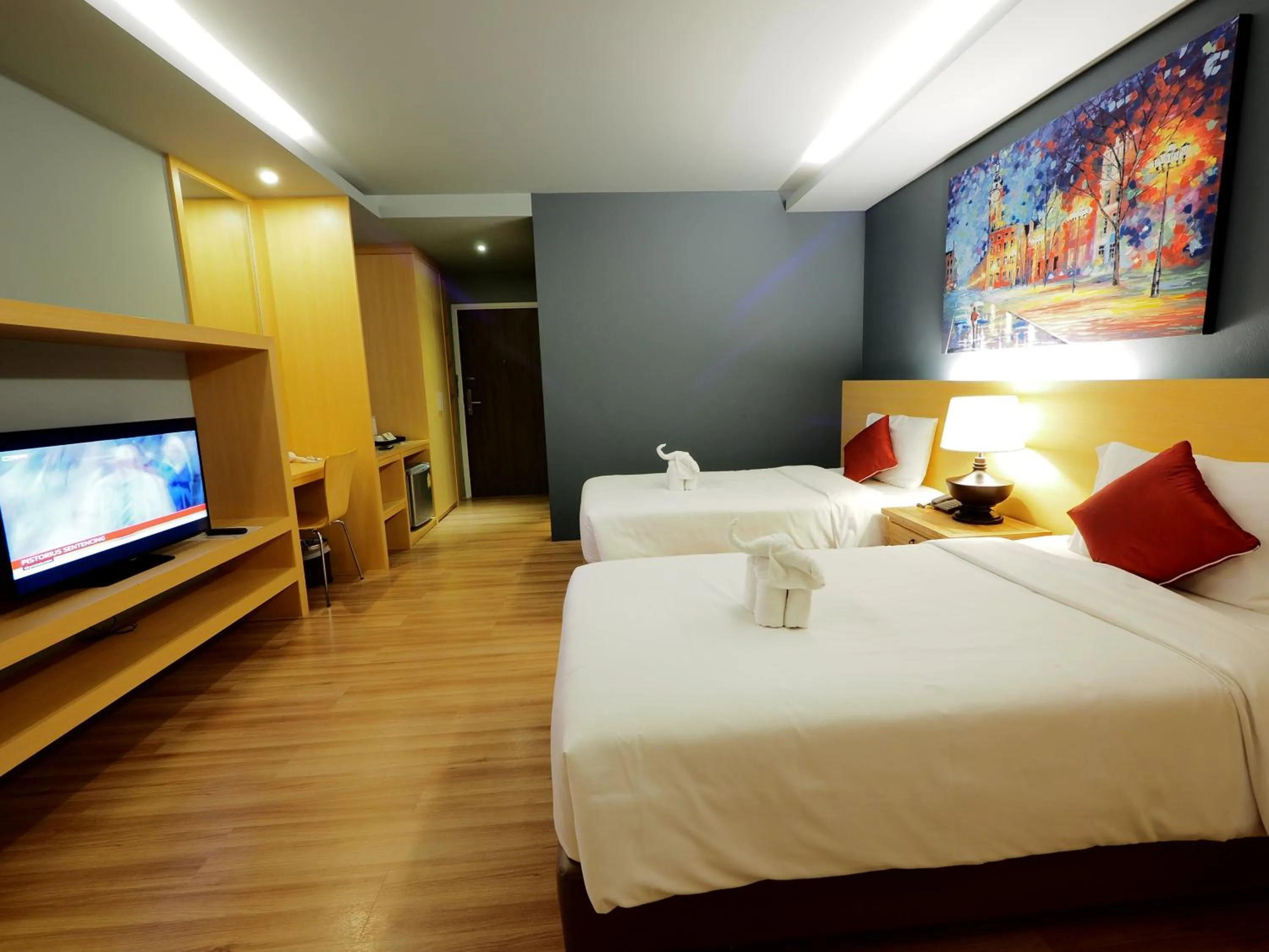 Bed in Le Naview @Prasingh