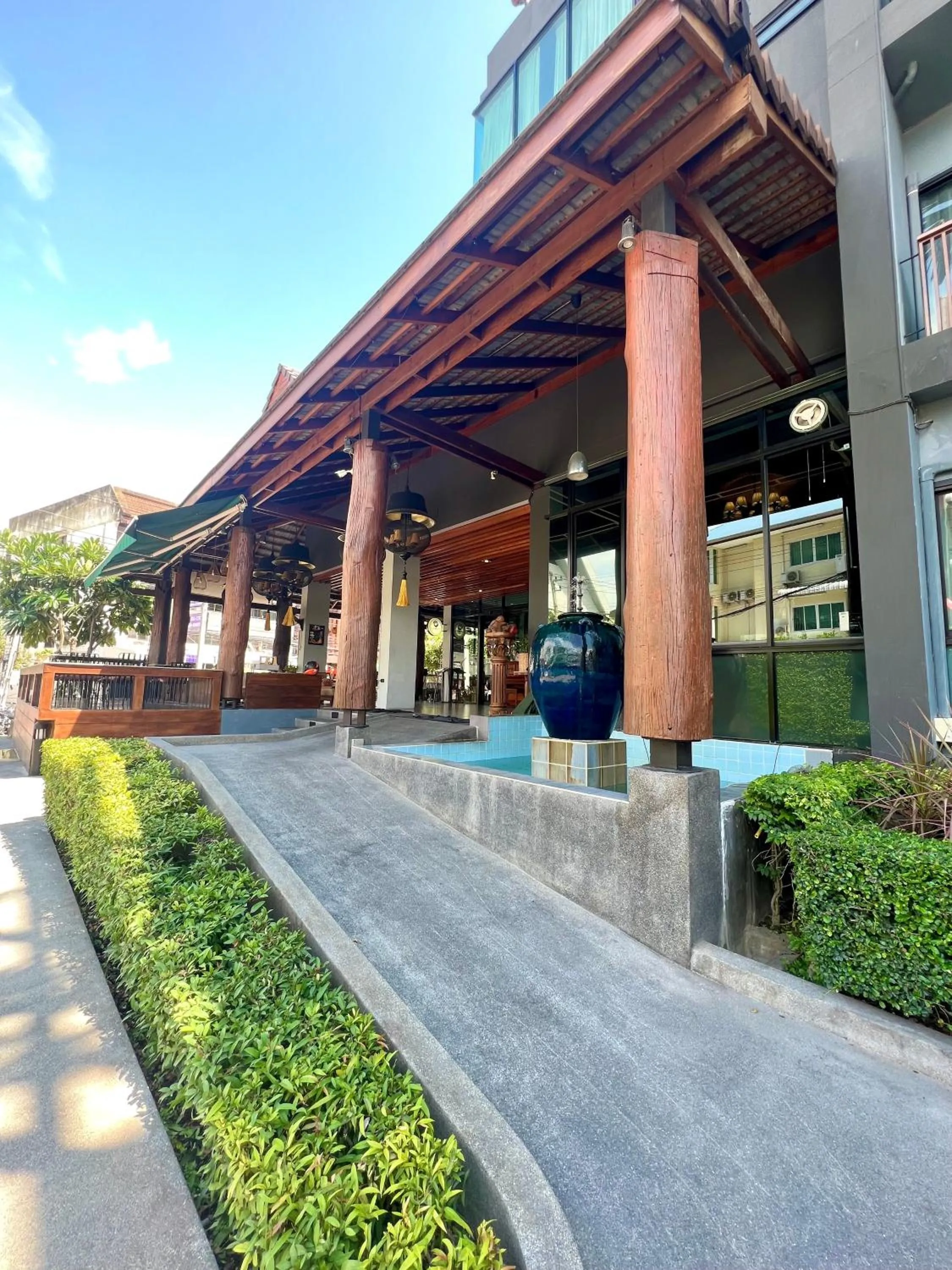 Property building in Le Naview @Prasingh