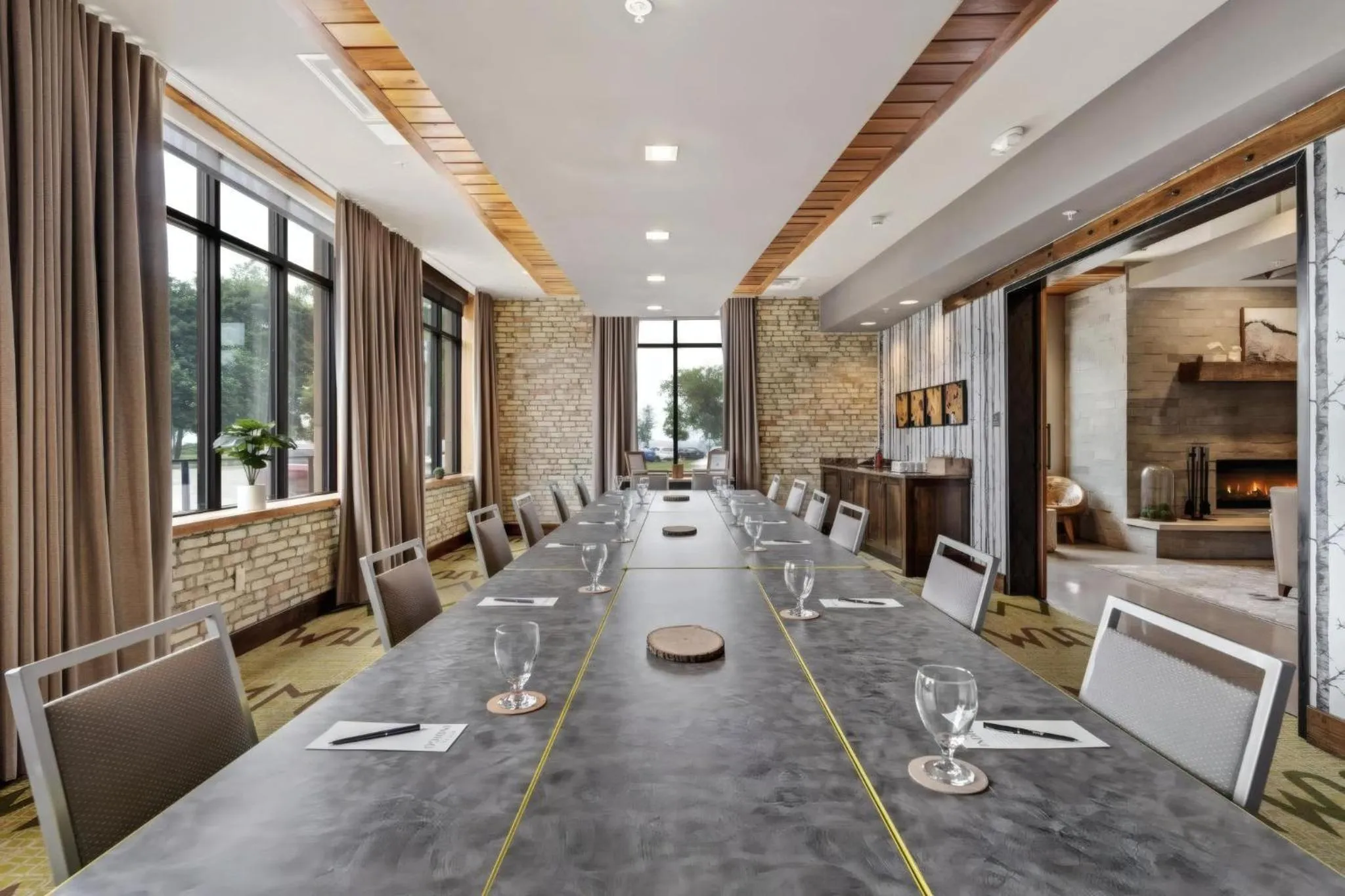 Meeting/conference room in Hotel Indigo Traverse City by IHG