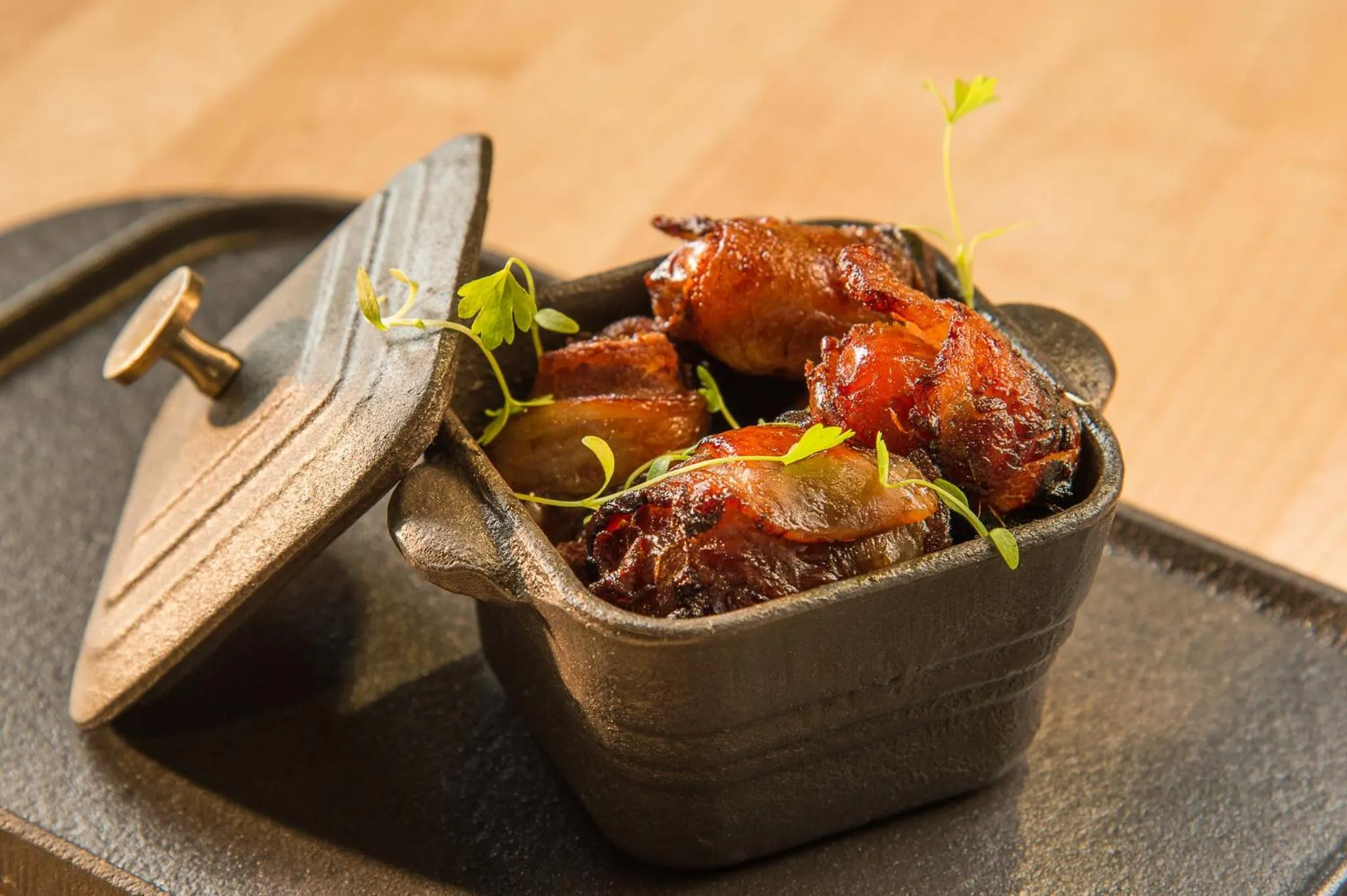 Restaurant/places to eat in Hotel Indigo Traverse City by IHG