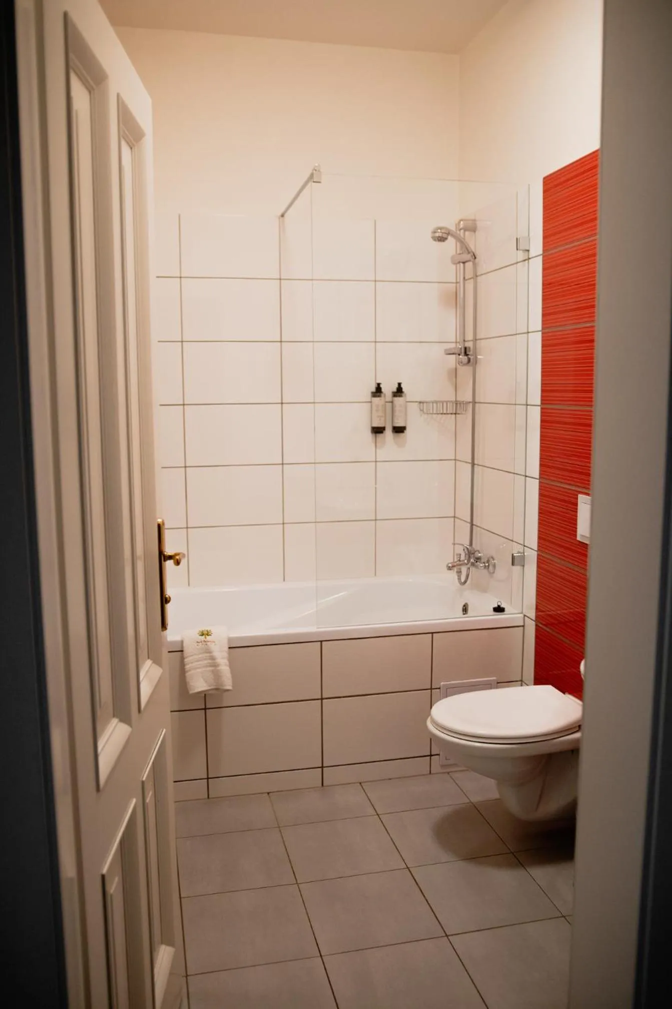 Toilet in Hotel Pod Zeleným Dubem