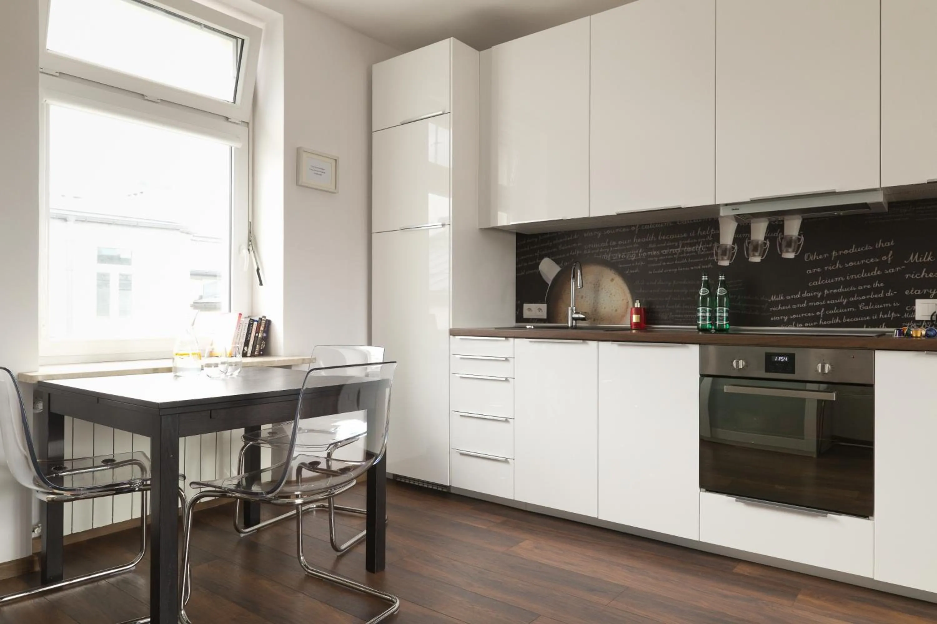 Coffee/tea facilities in Apartament Chmielna by Your Freedom