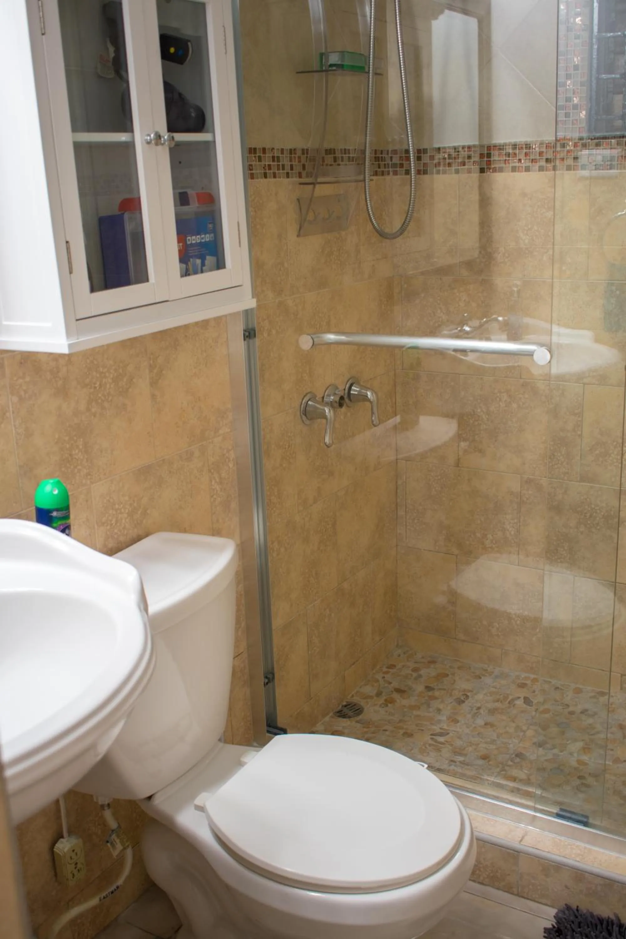 Toilet in Casa Alexandria Guest Apartment