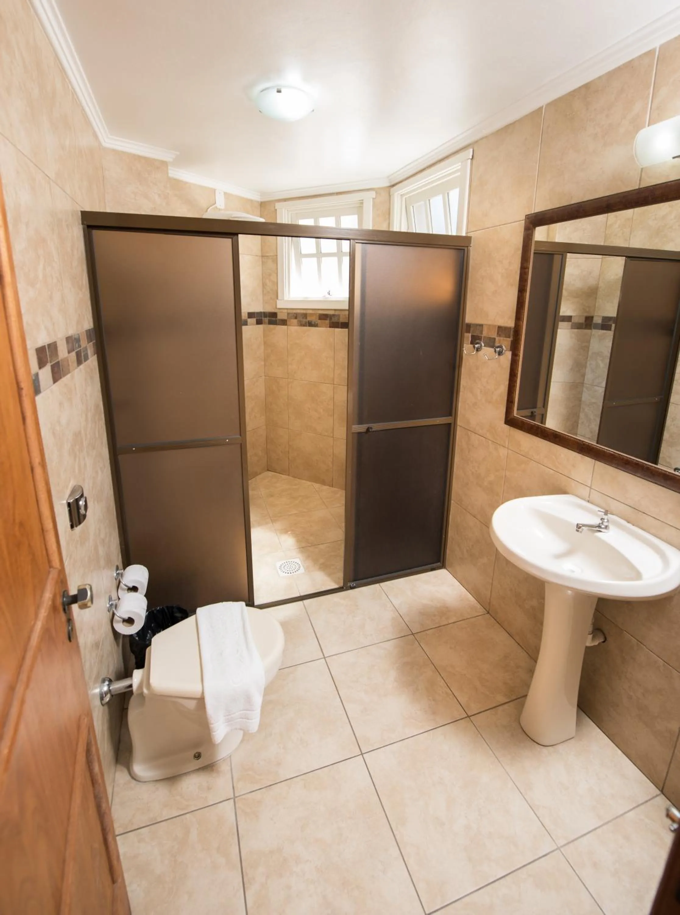 Bathroom in Hotel Mont Blanc