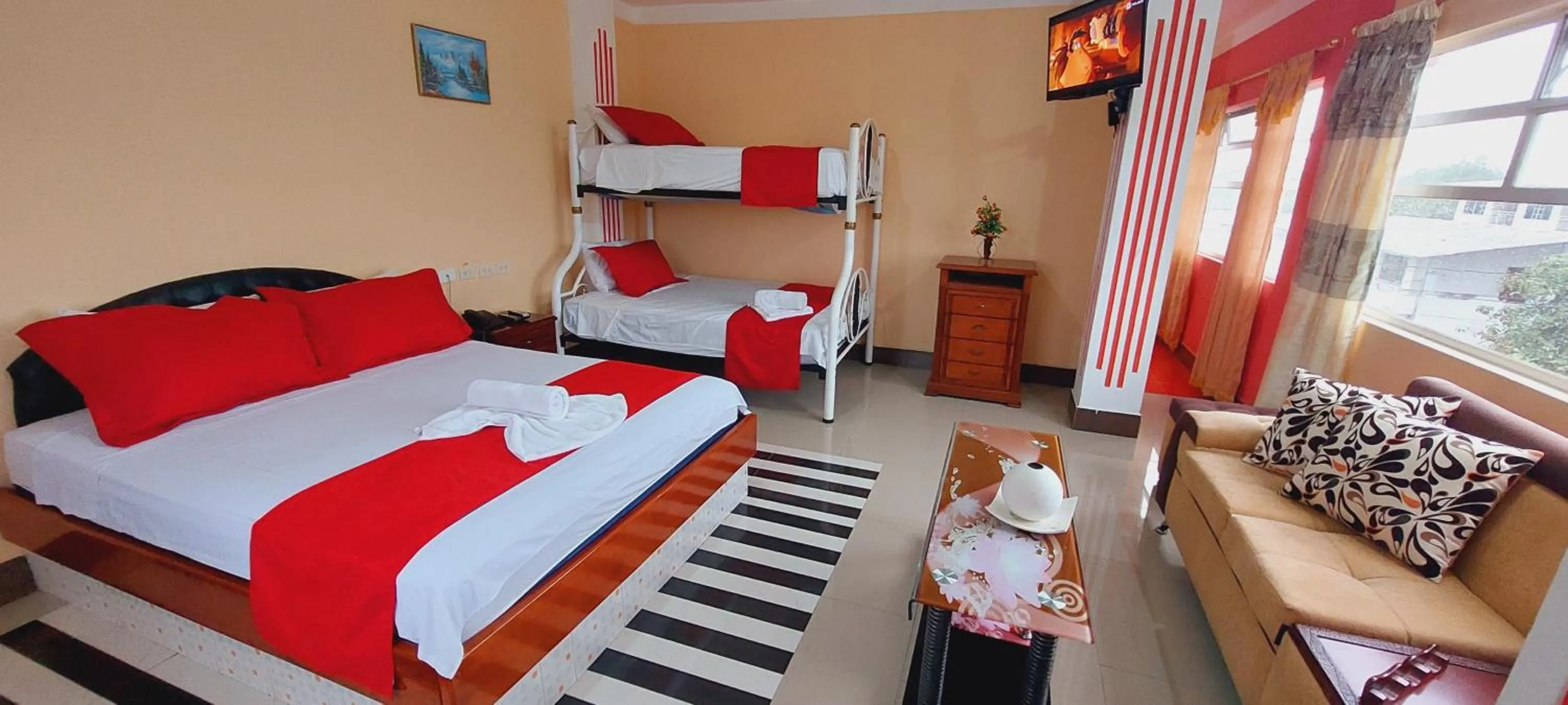 children, Bed in Hotel Platinum Class