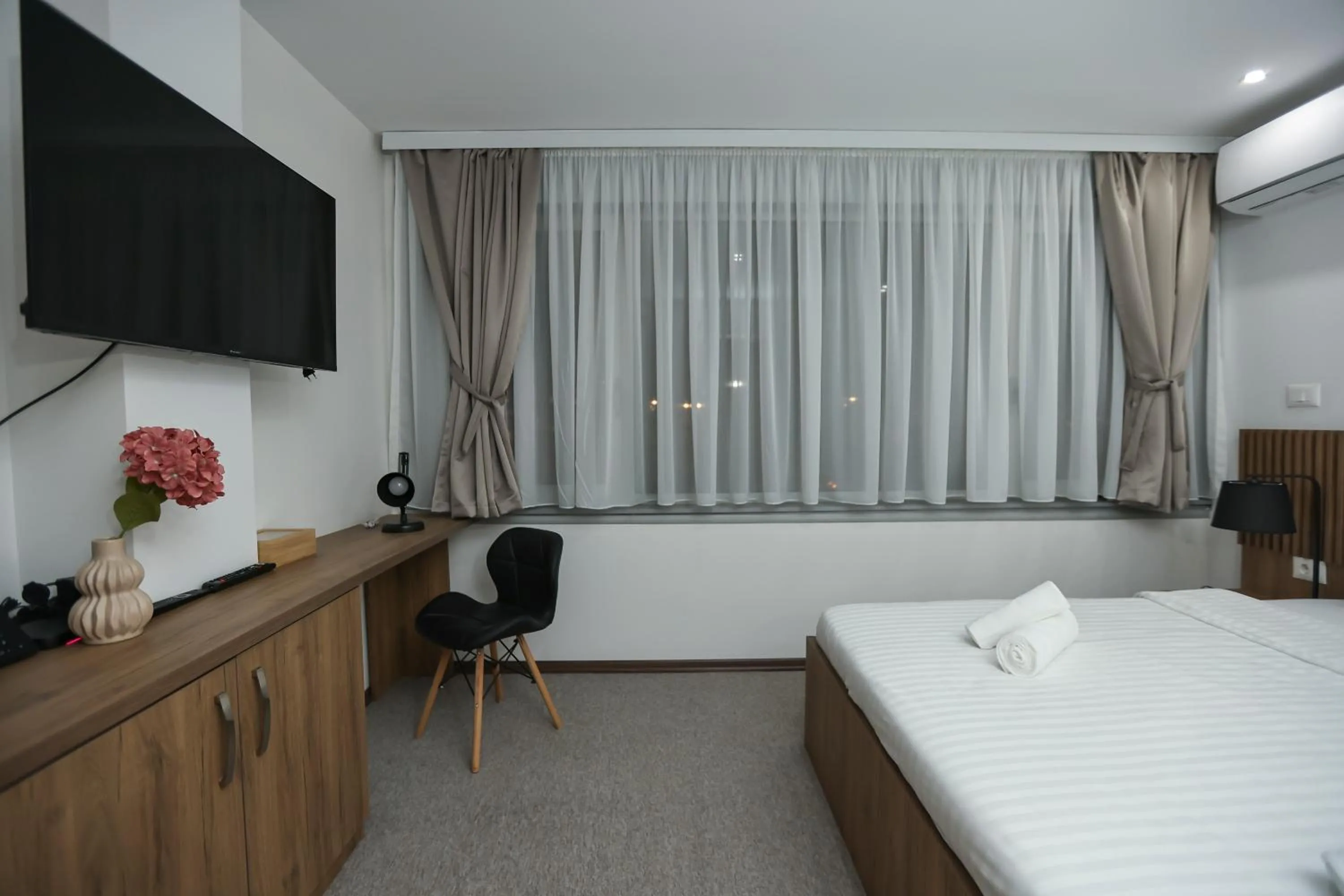 Bedroom, Bed in Hotel Riverside