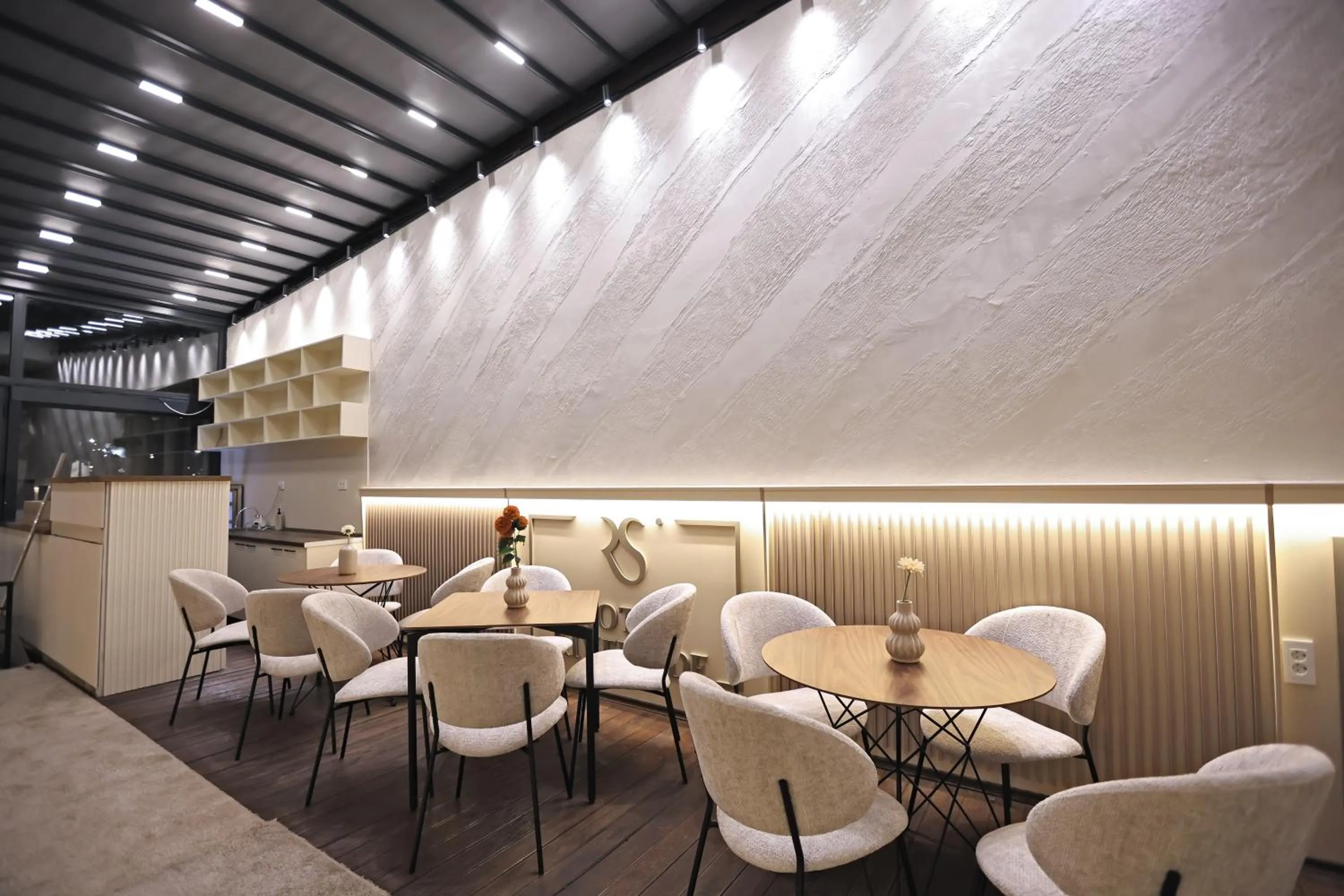 Lounge or bar in Hotel Riverside
