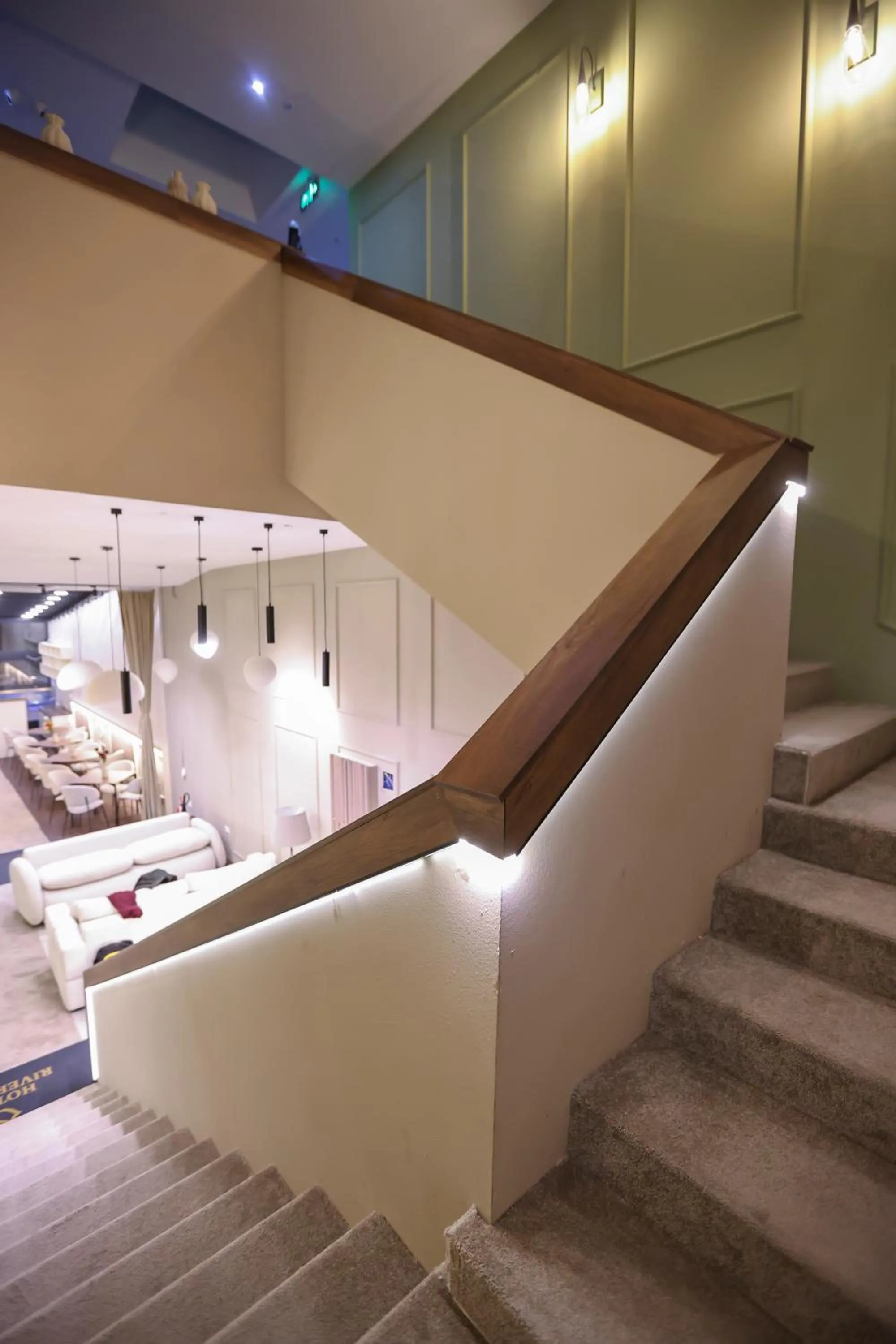 Lobby or reception, Bed in Hotel Riverside