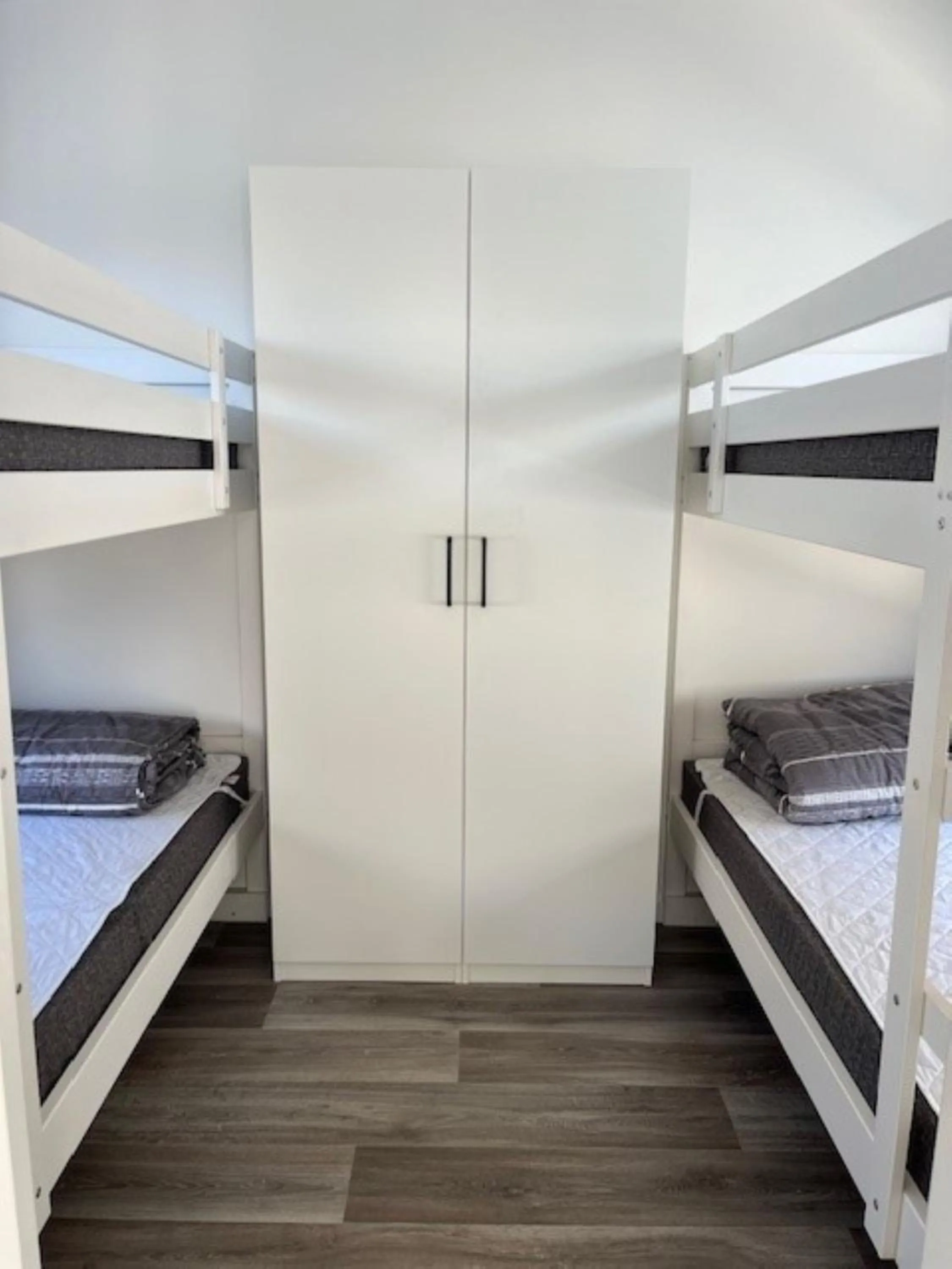 bunk bed, Bed in Sea Vu Caravan Park