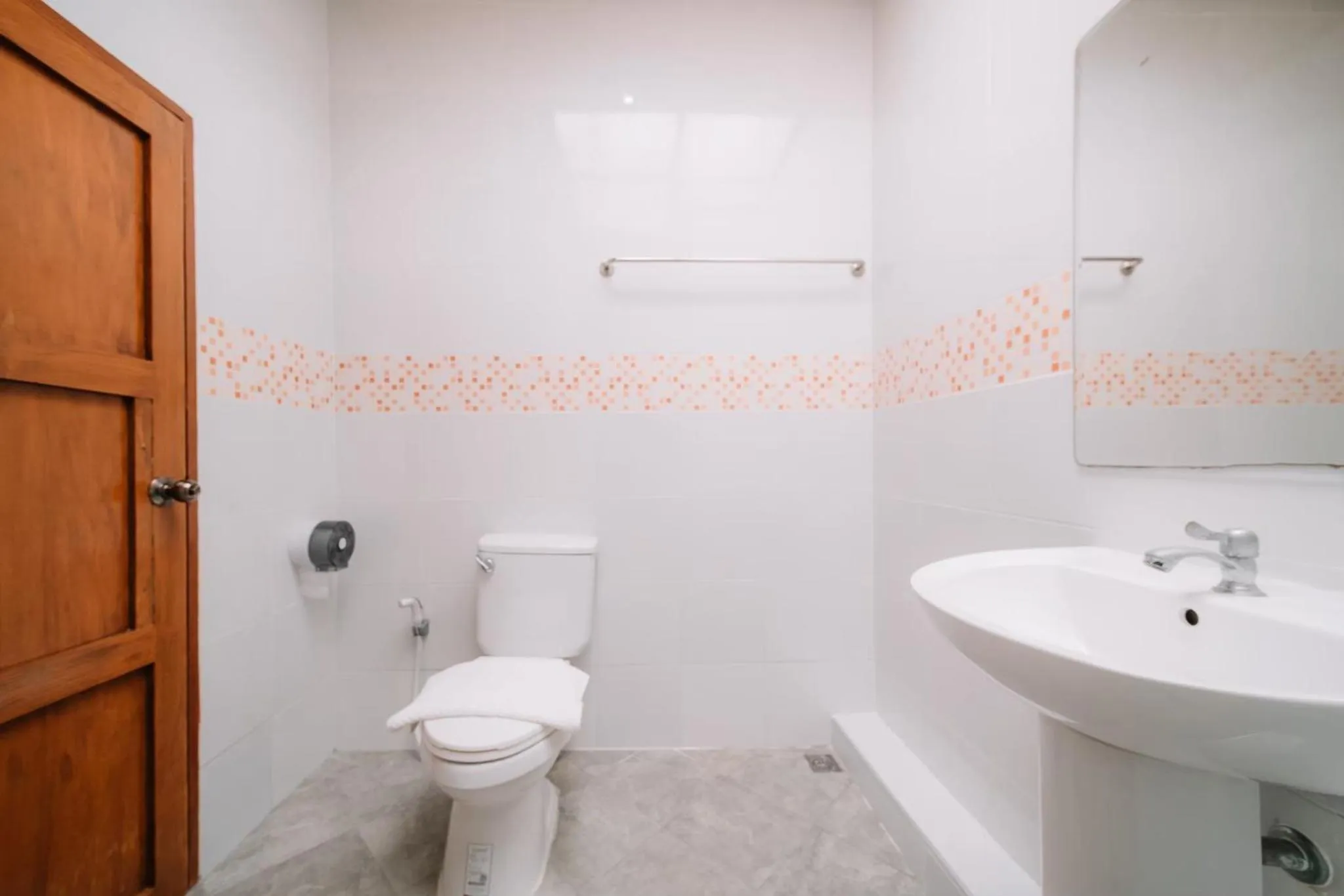 Toilet in Sukhothai Garden