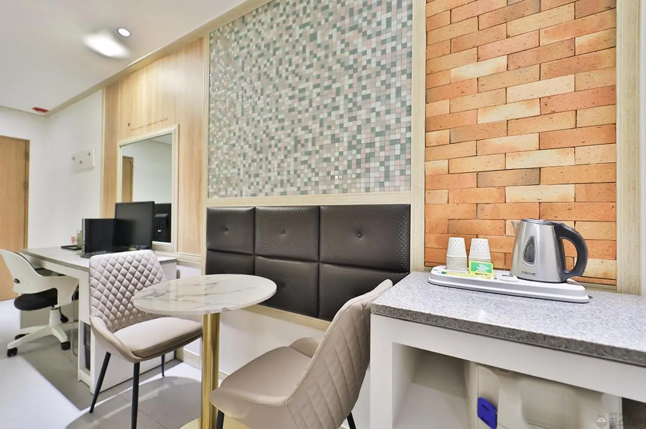 Seating area in Time Hotel