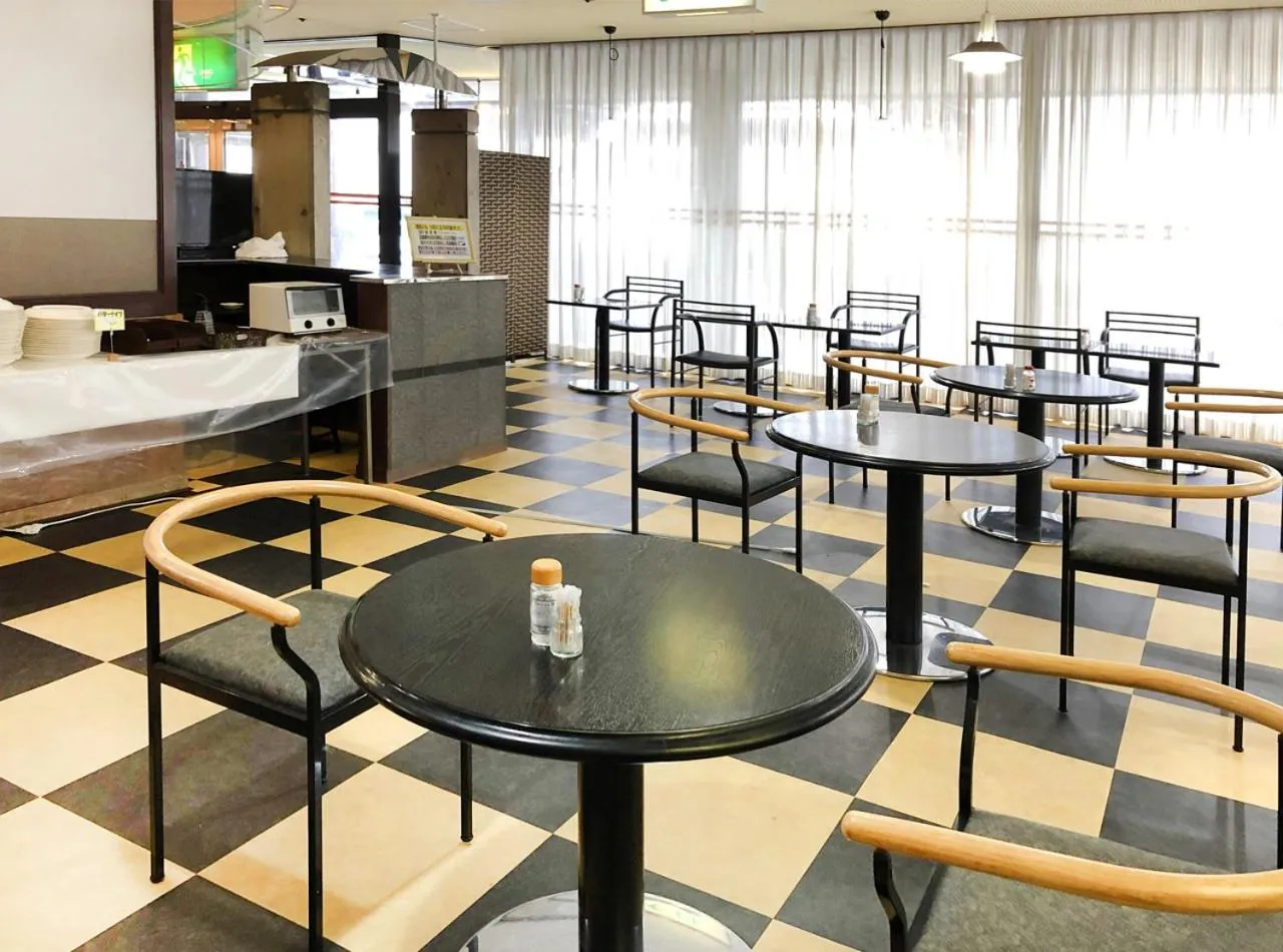 Restaurant/places to eat in Neyagawa Trend Hotel