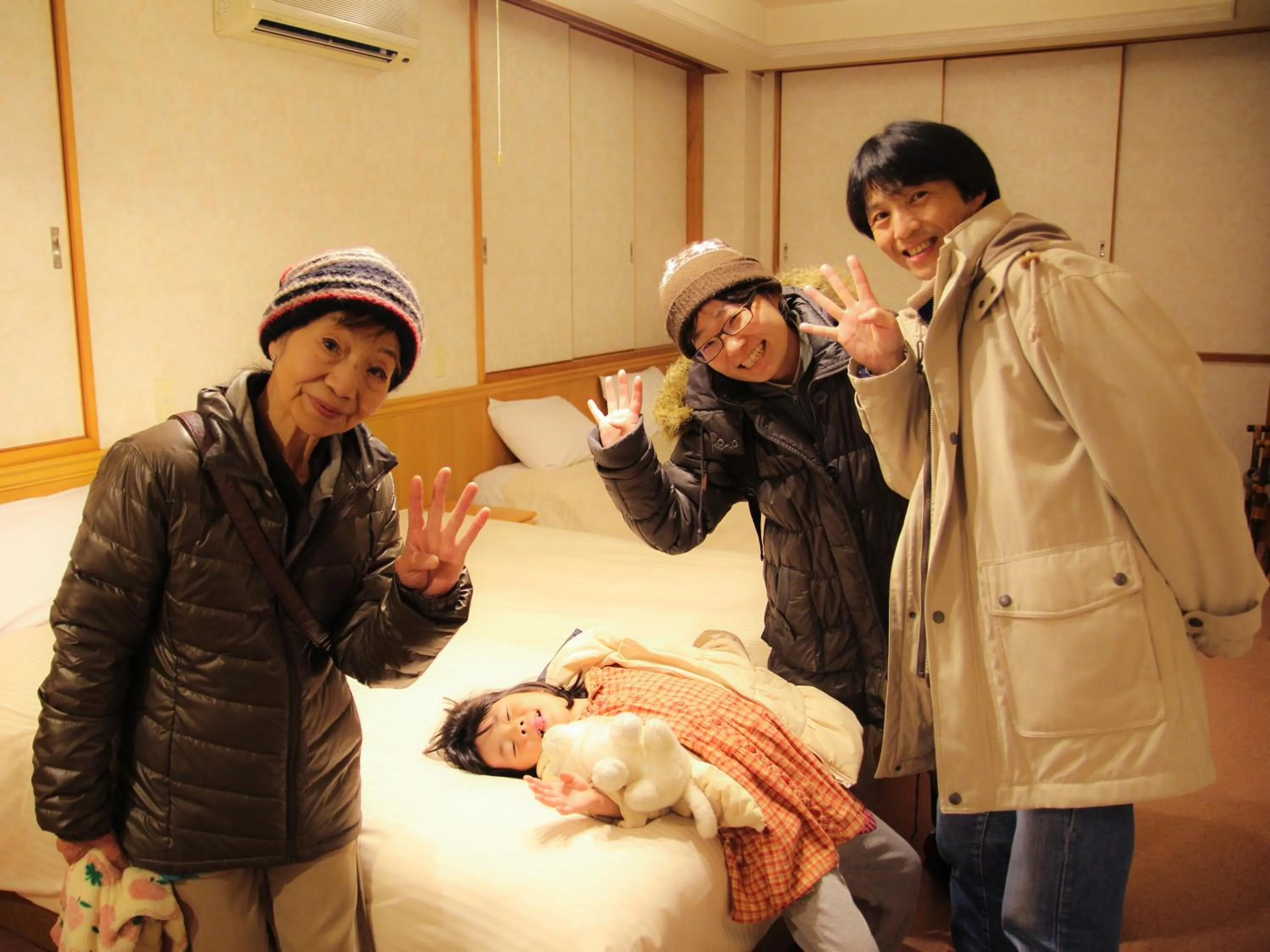 People in Hakuba Märchen House