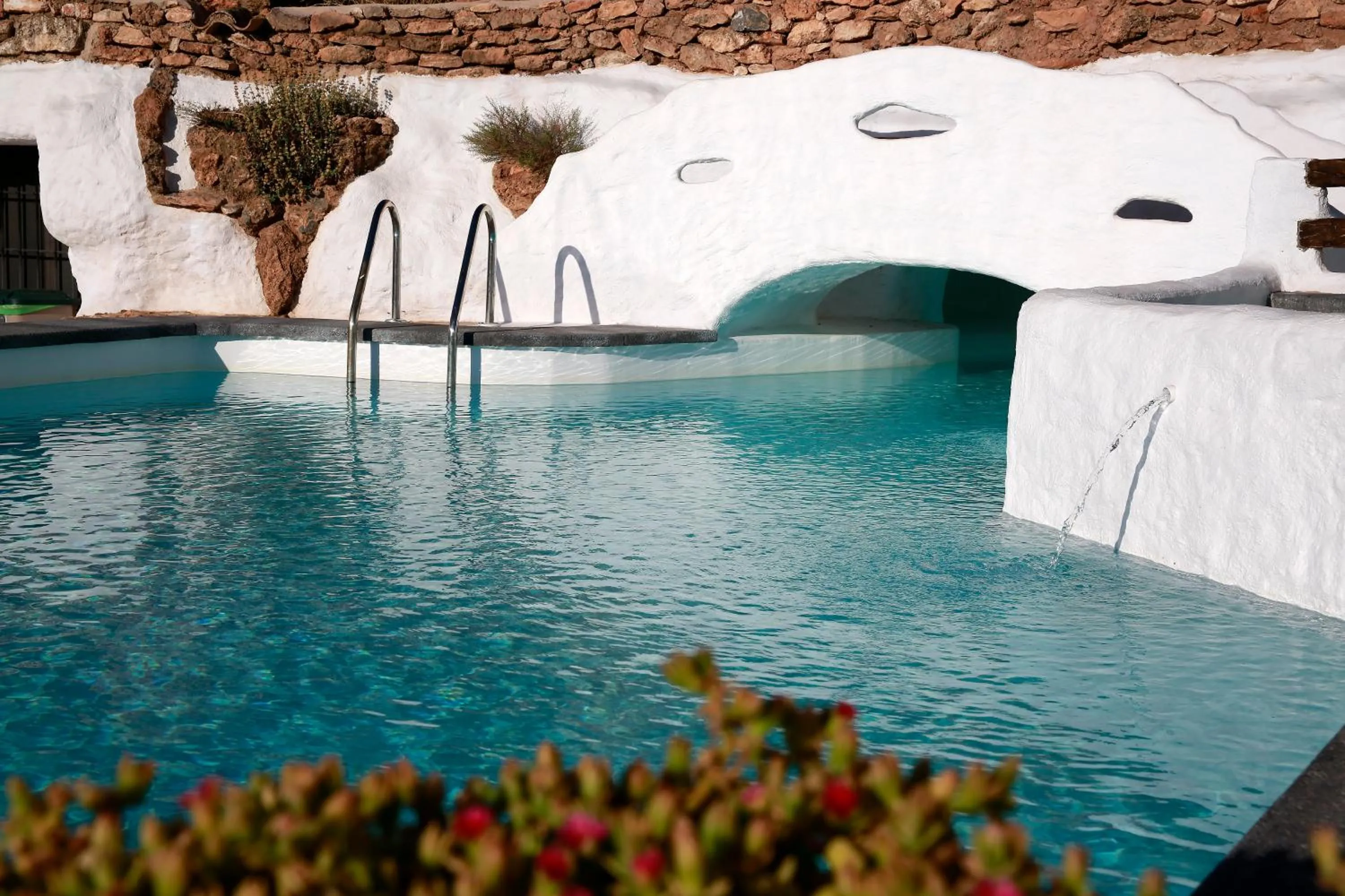 Swimming pool in Balcones de Piedad