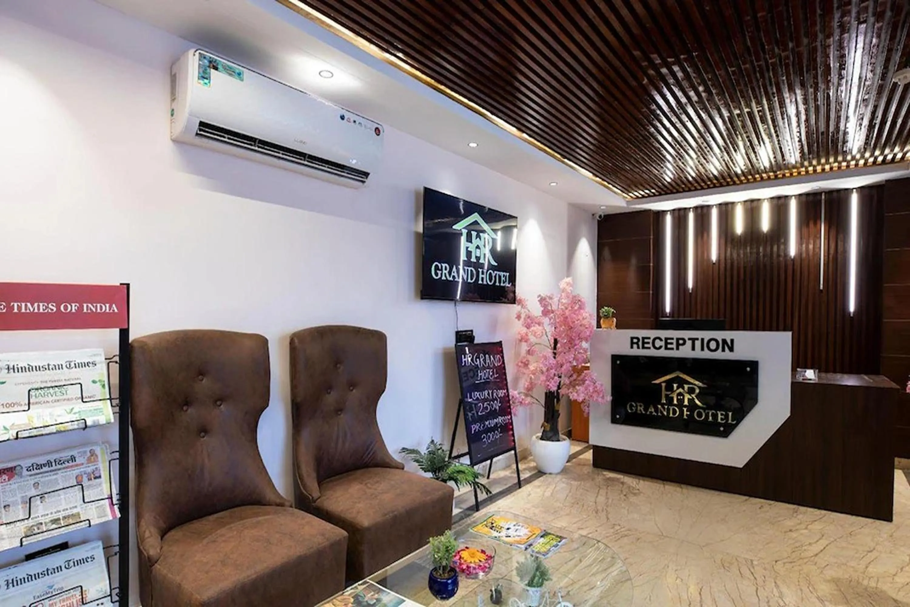 Lobby or reception in HR Grand Hotel