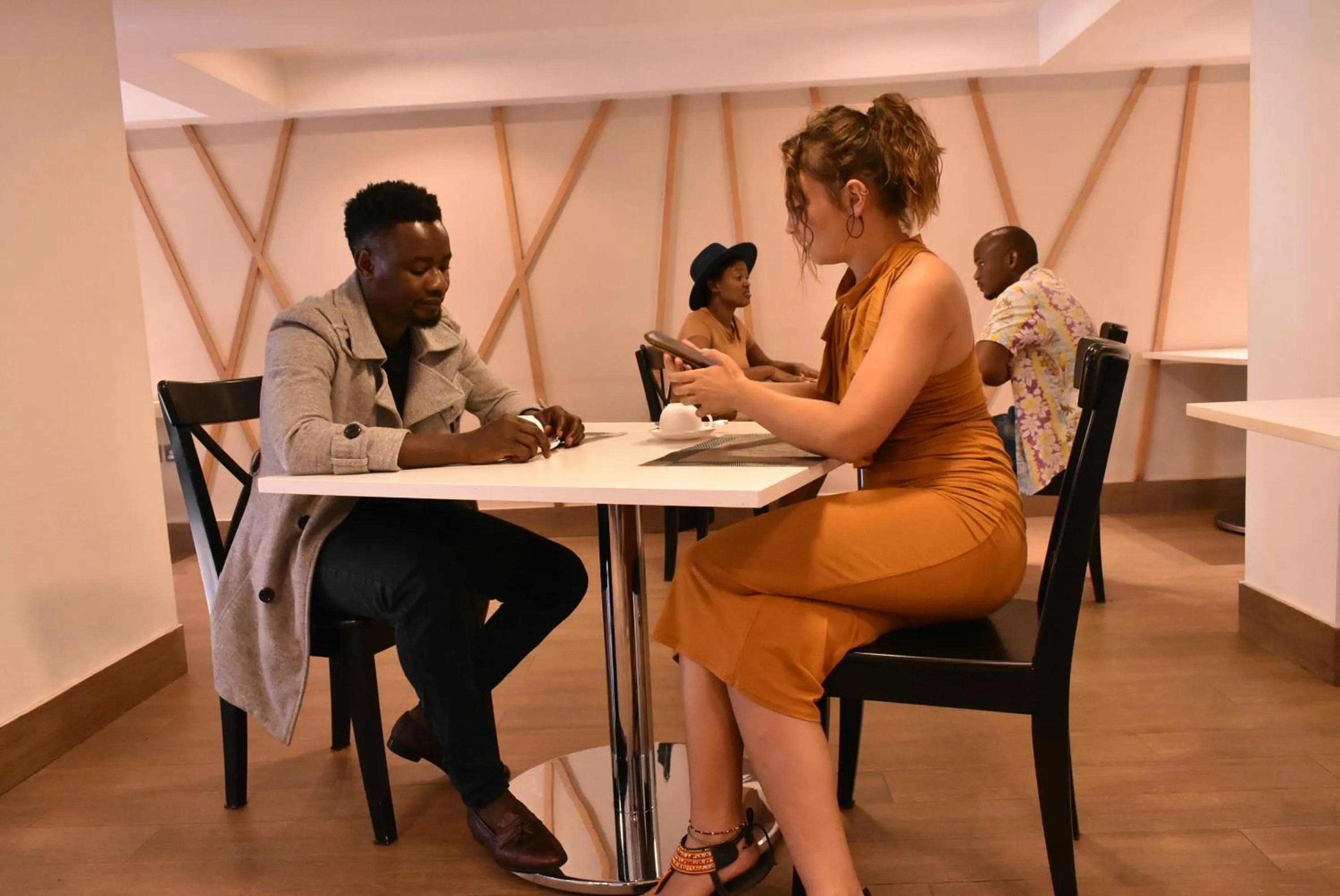 Restaurant/places to eat in Imperial Hotel Express