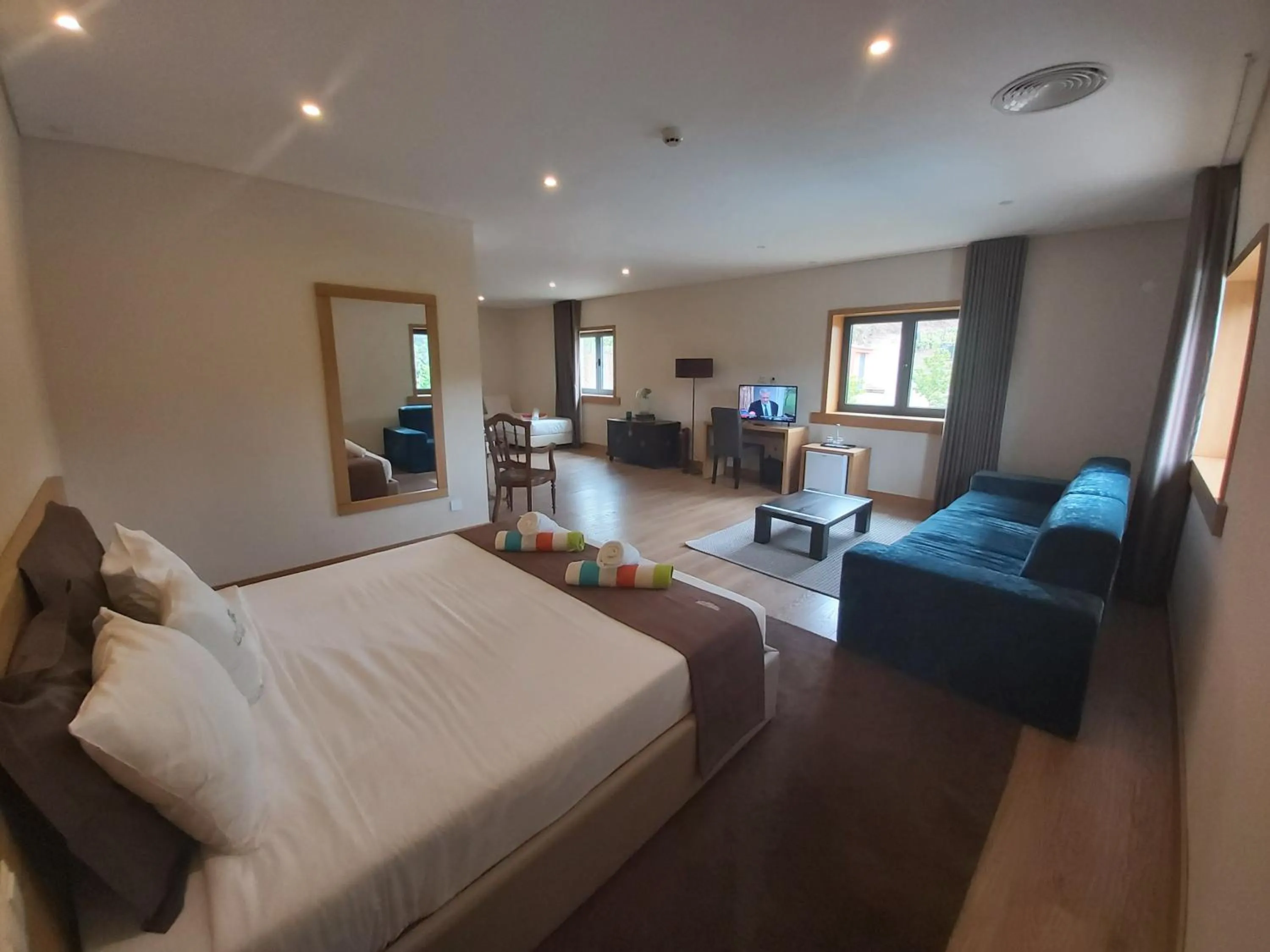 Photo of the whole room, Bed in Douro Cister Hotel Resort