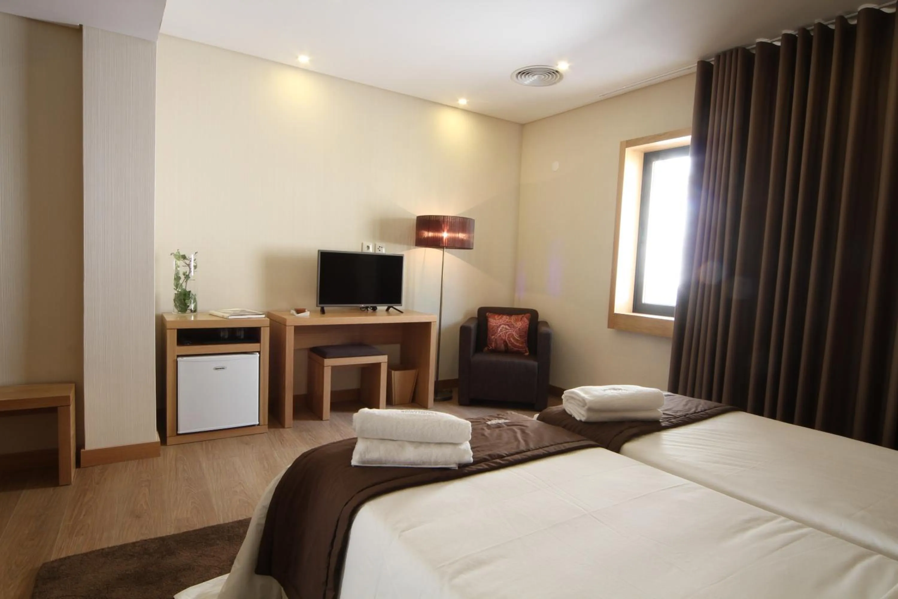 Bedroom, Bed in Douro Cister Hotel Resort