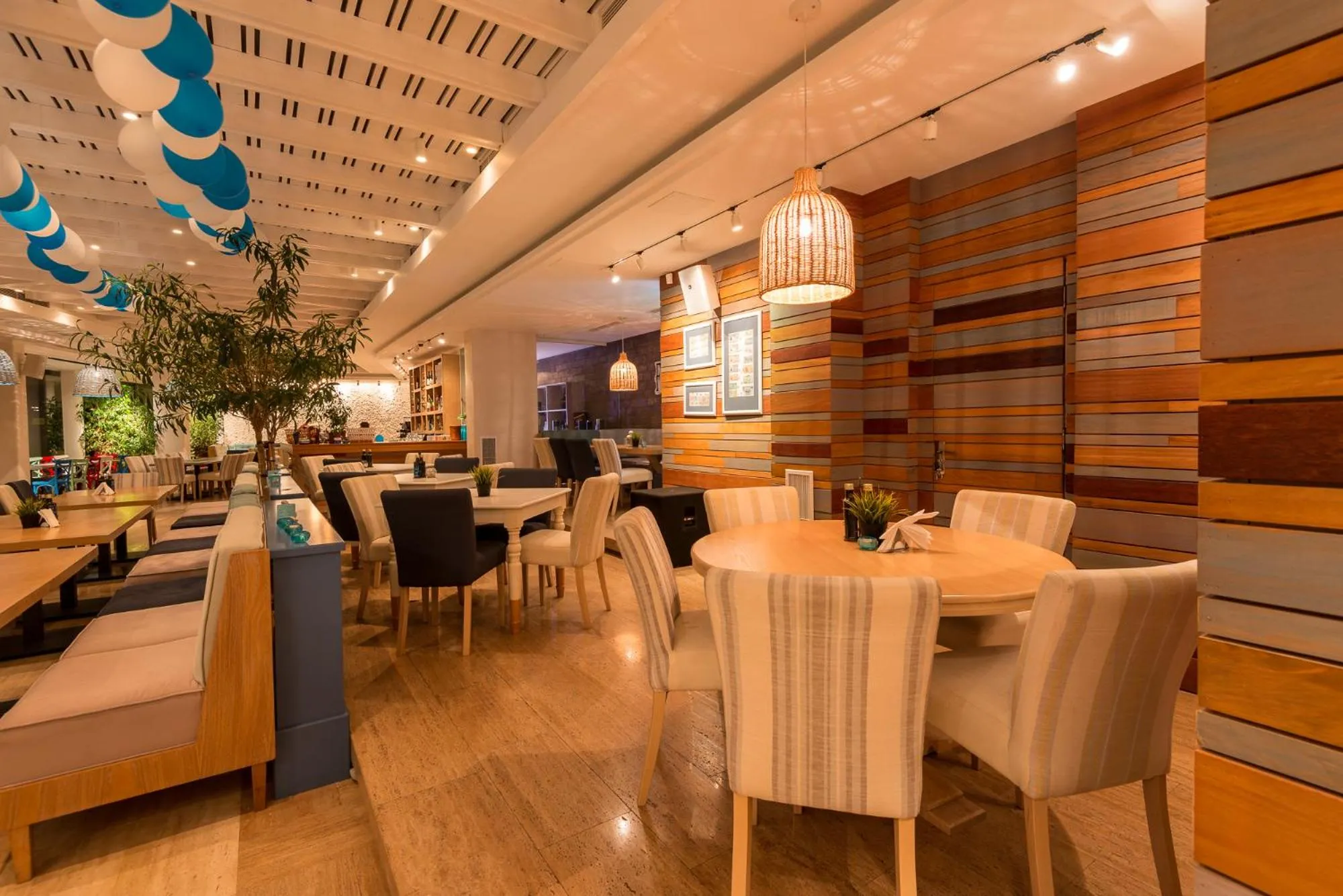 Decorative detail in Hotel Tyulenovo