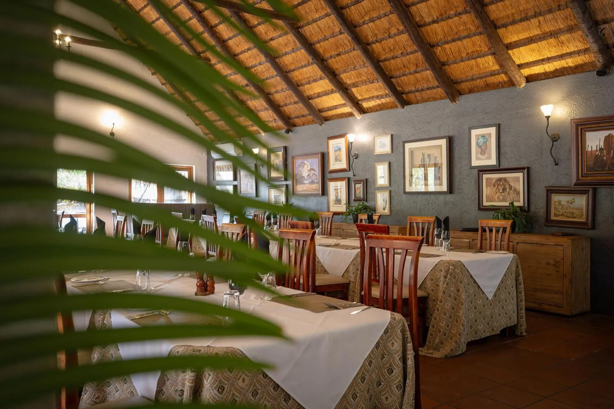 Restaurant/places to eat in Karongwe- Shiduli Safari Lodge