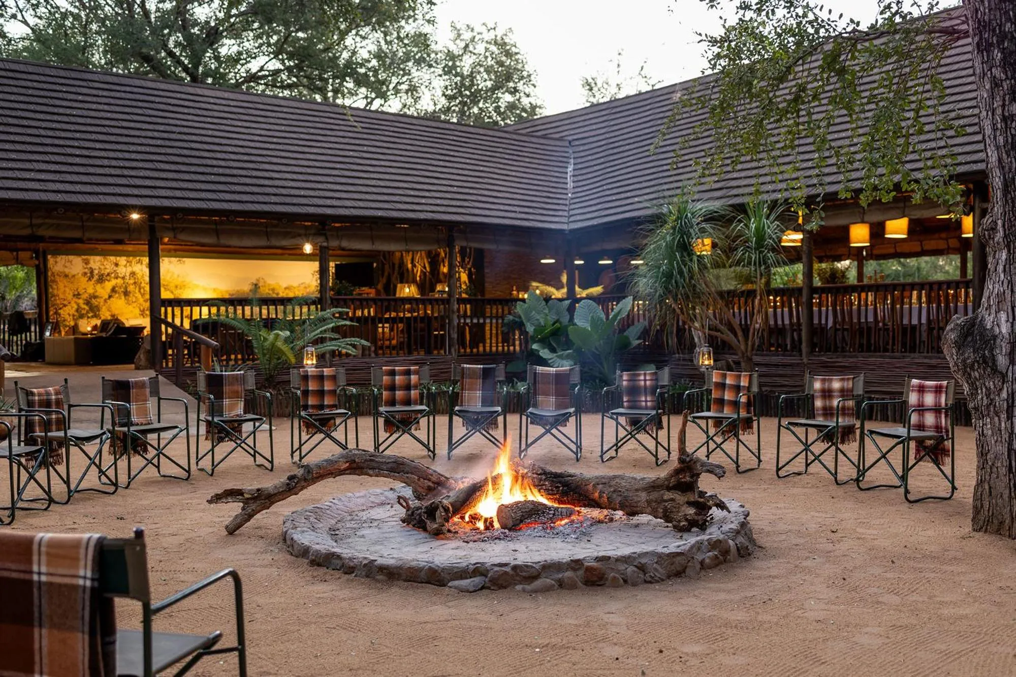 Restaurant/places to eat in Karongwe - Chisomo Safari Camp