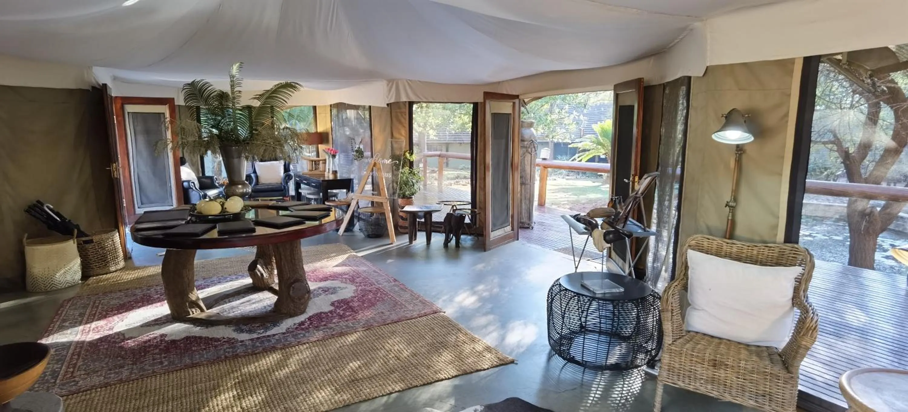 Property building in Karongwe - Chisomo Safari Camp