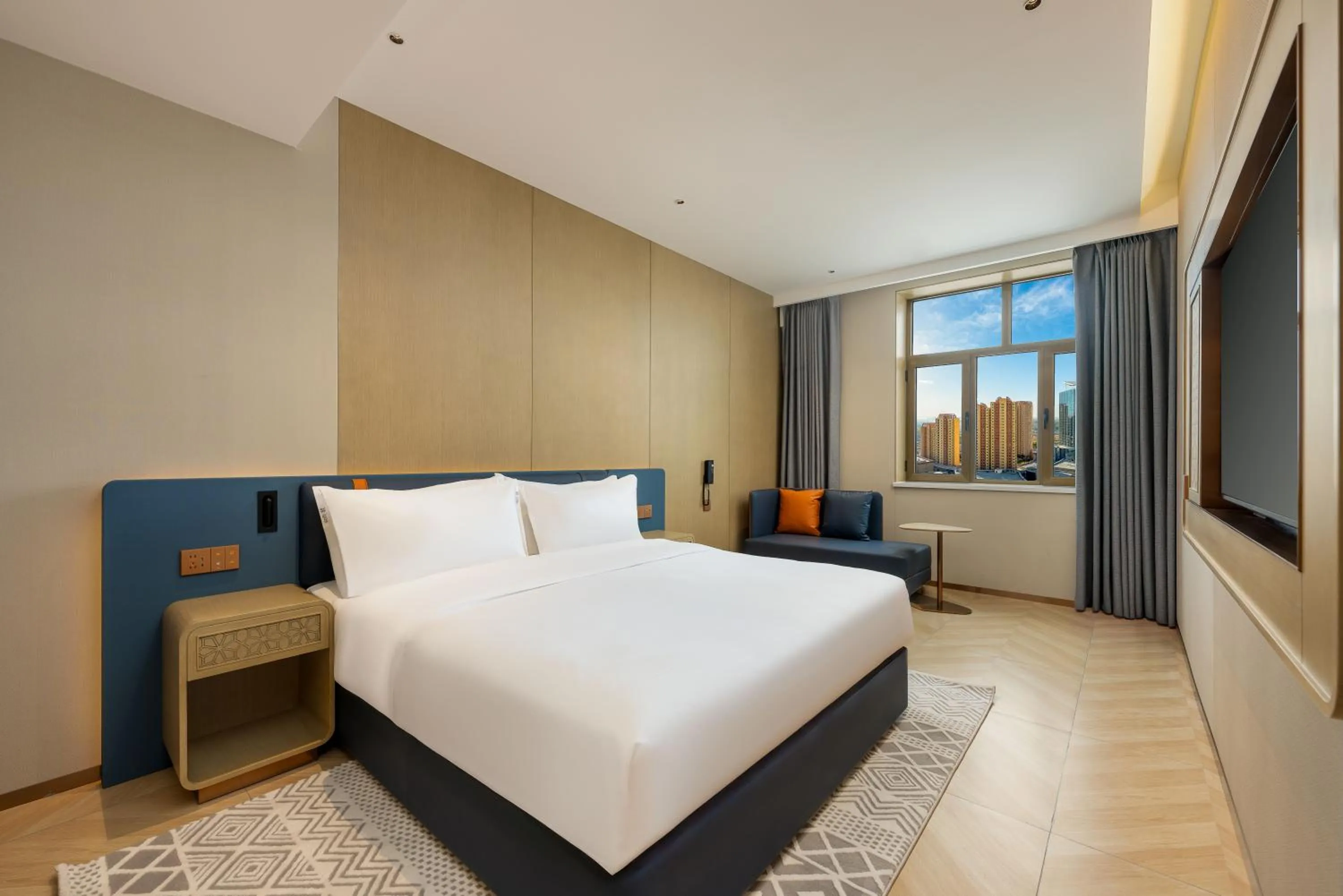 One-Bedroom King Suite in Holiday Inn Express Kashgar Downtown by IHG